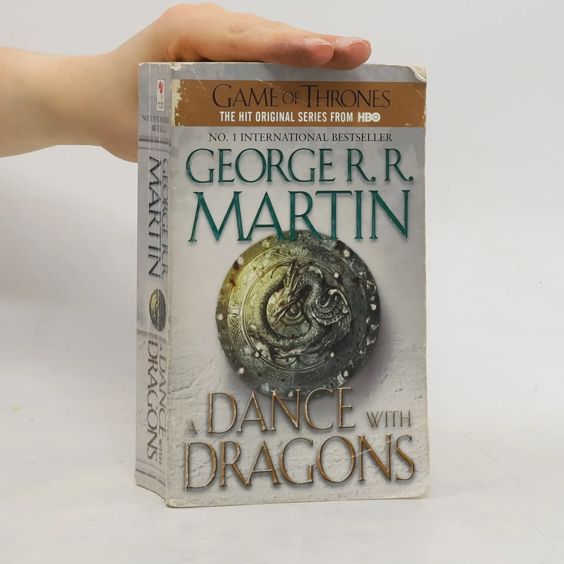 A dance with dragons: Book five of A song of ice and fire | Book | Hardcover | George R. R. Martin | EN