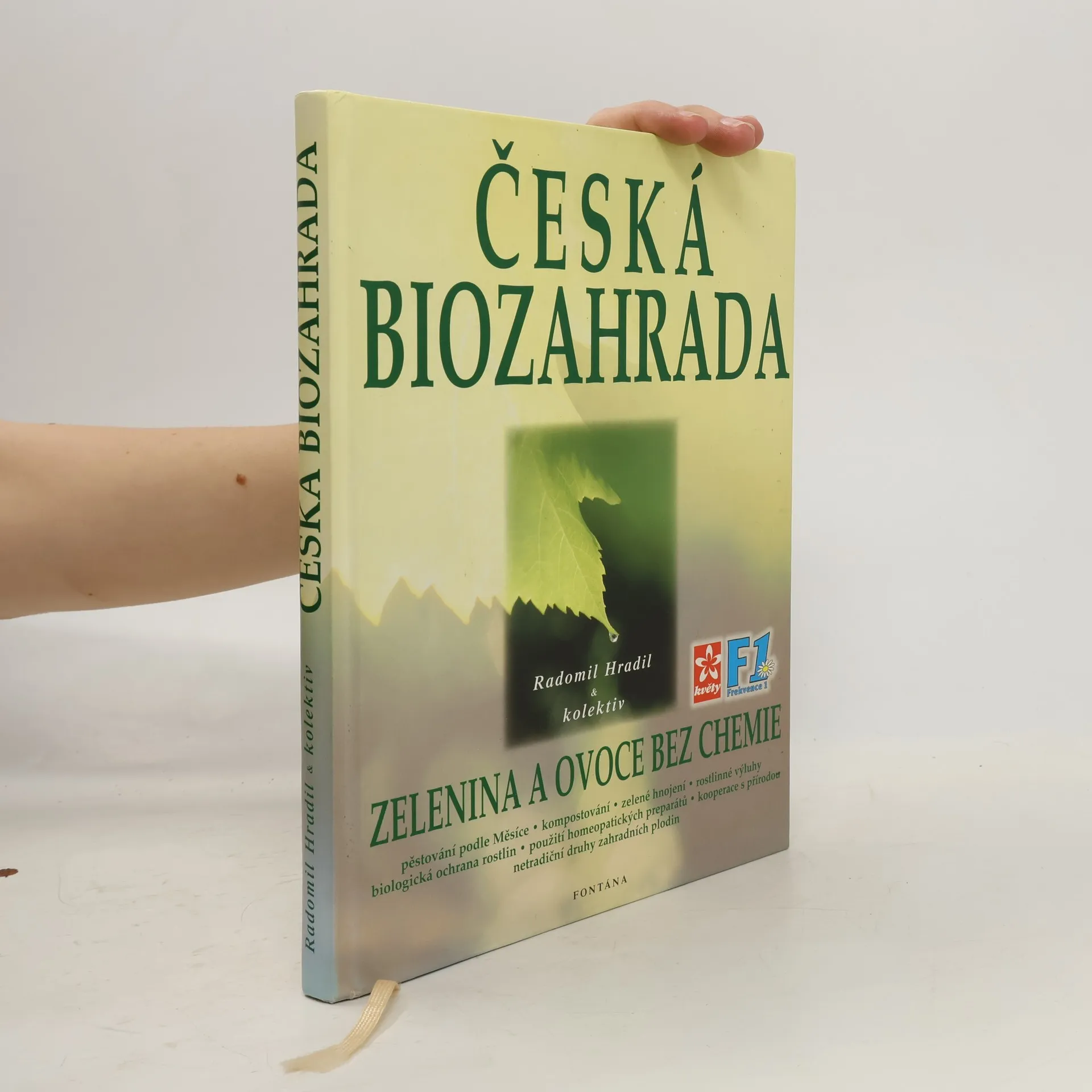 Česká biozahrada | Kniha | Petr Dostálek | CS
