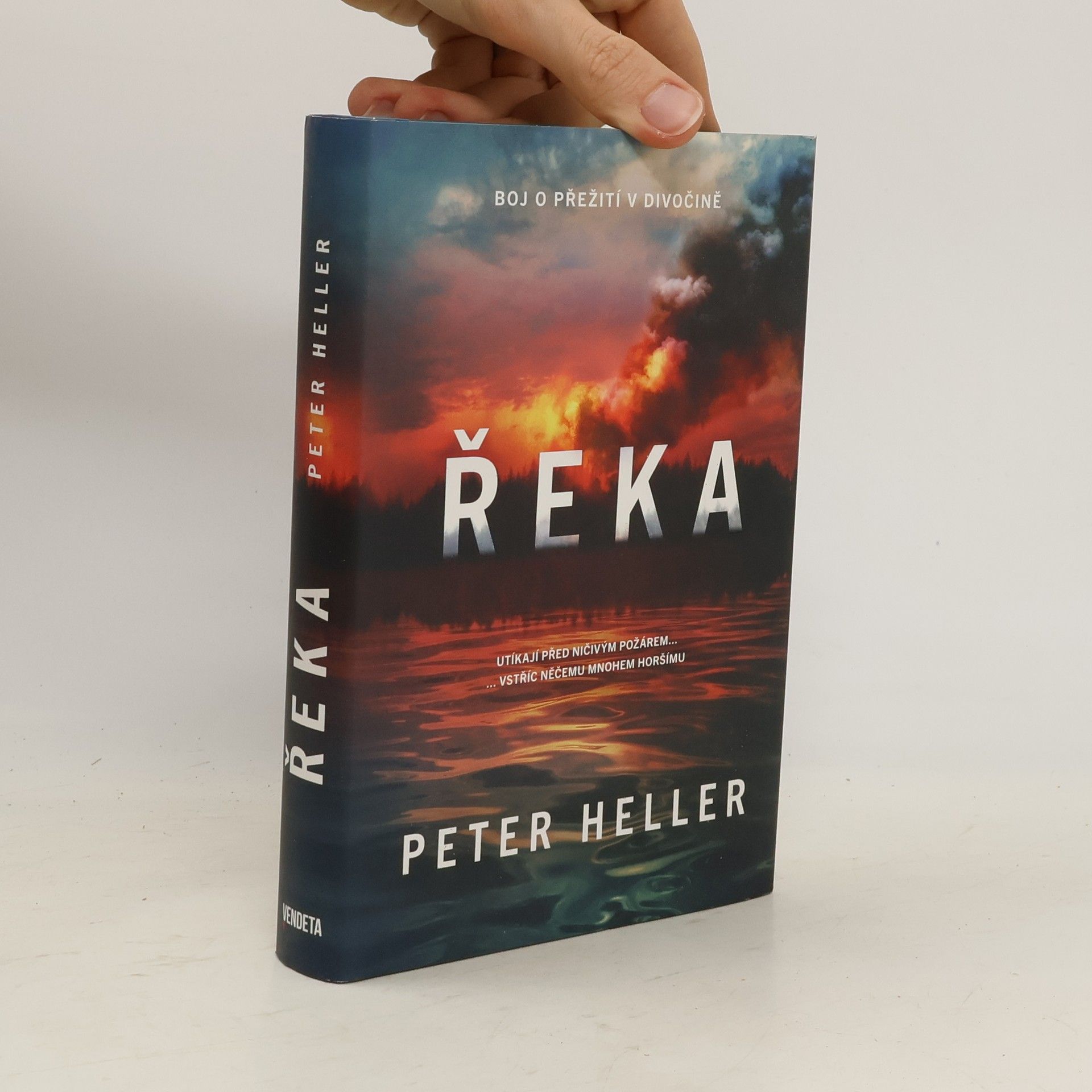 Peter Heller Řeka