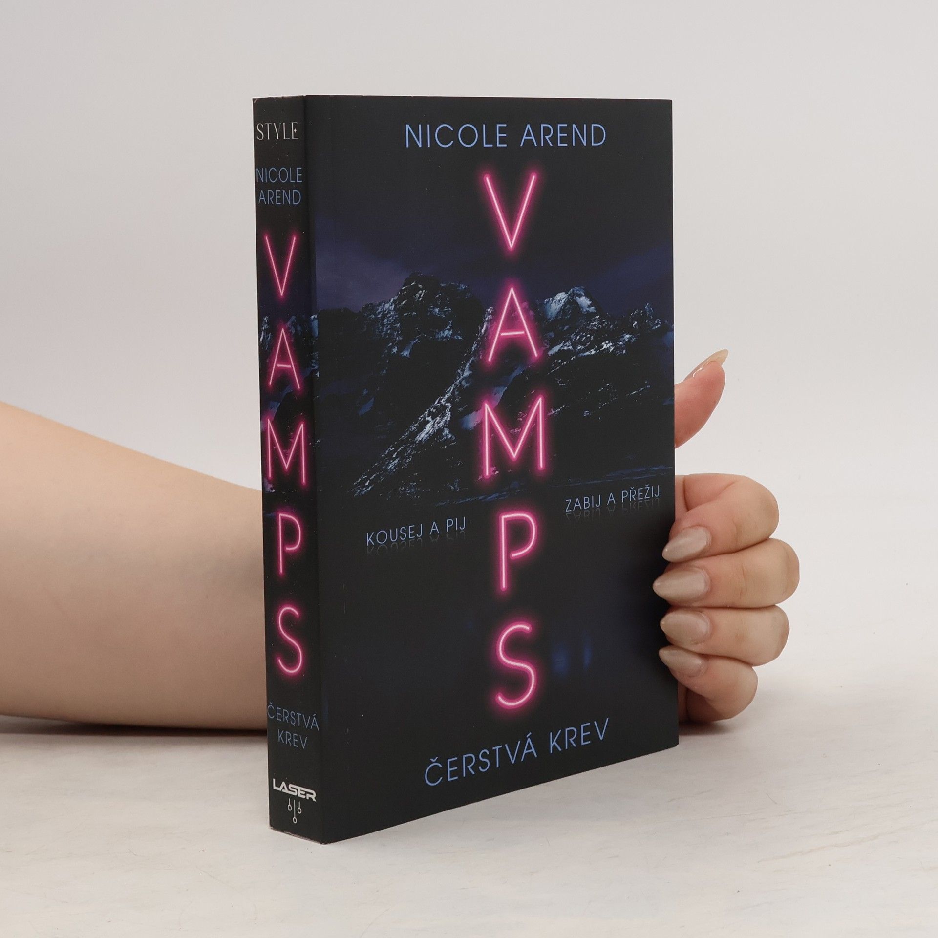 Nicole Arend VAMPS. Čerstvá krev