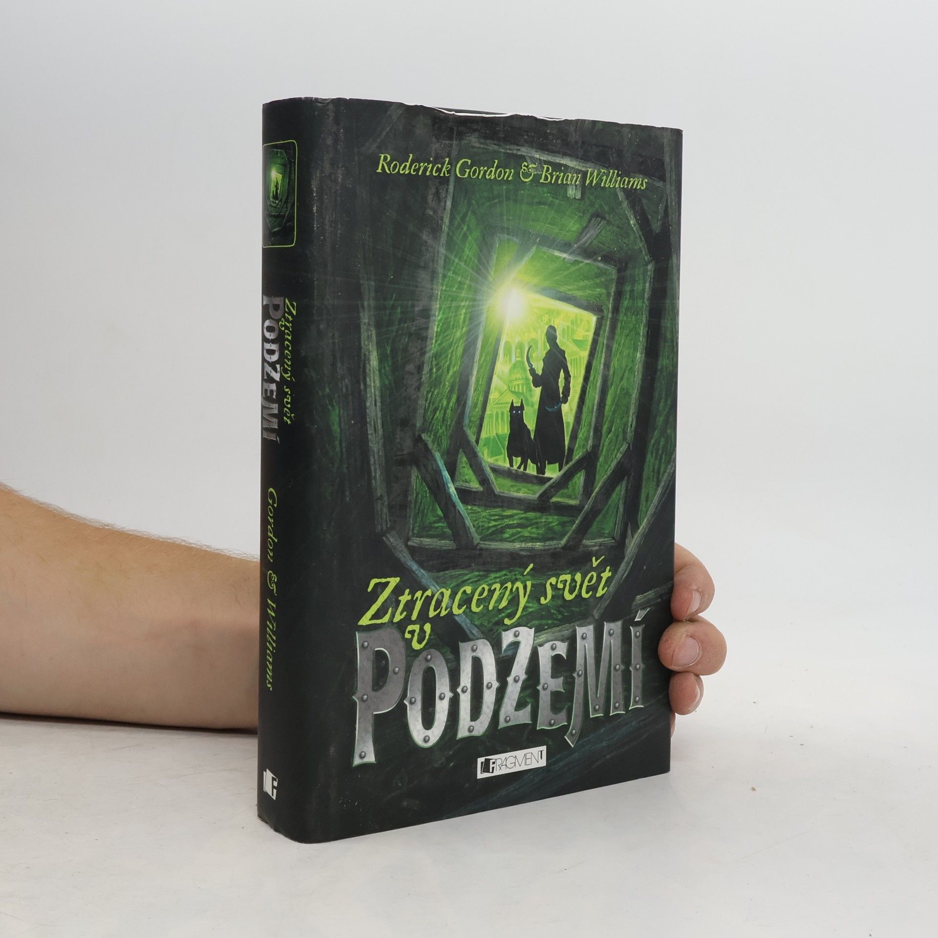 Roderick Gordon Ztracený svět v podzemí