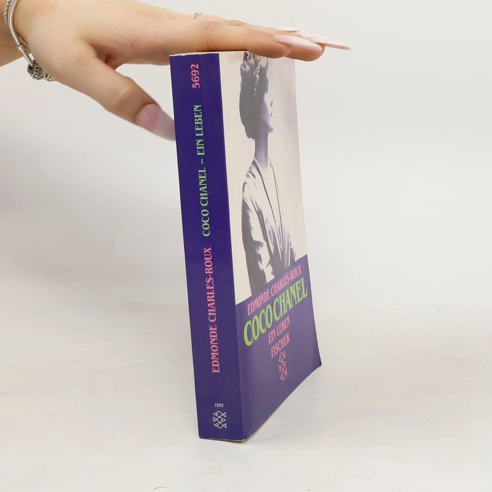 Coco Chanel | Book | Edmonde CharlesRoux | DE