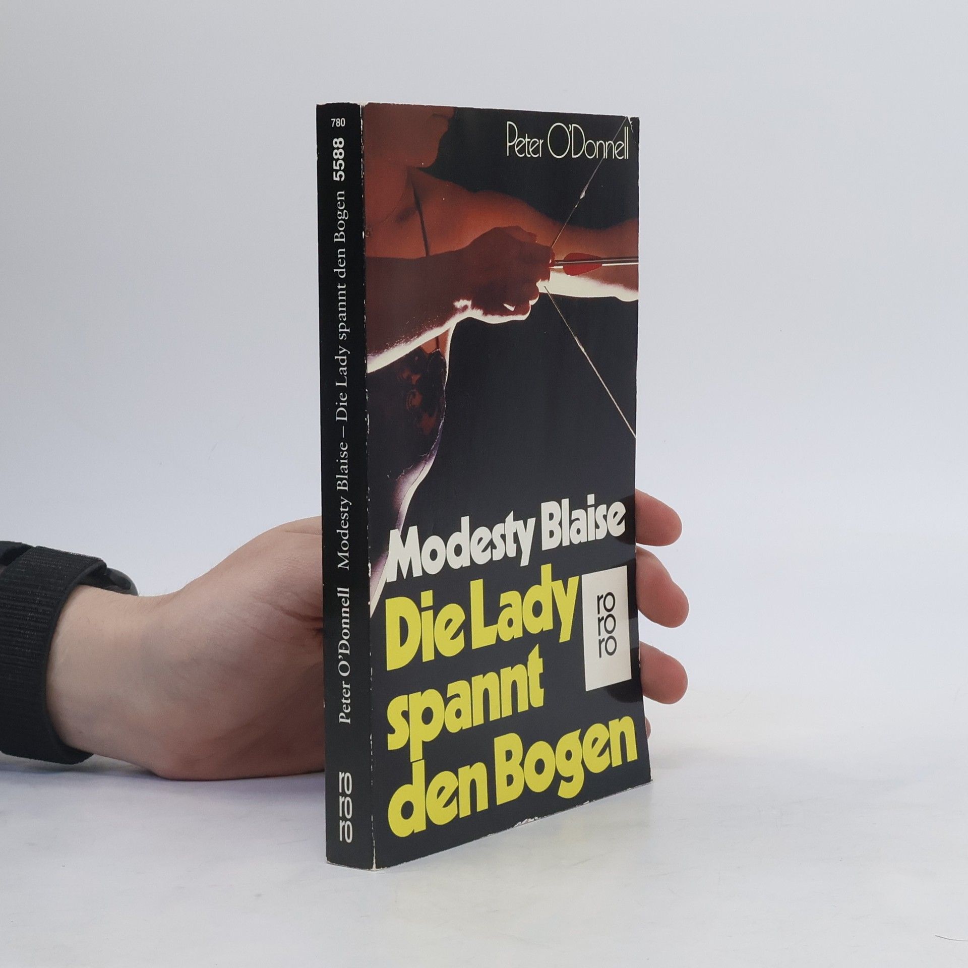 Peter O. Donnell Modesty Blaise, die Lady spannt den Bogen