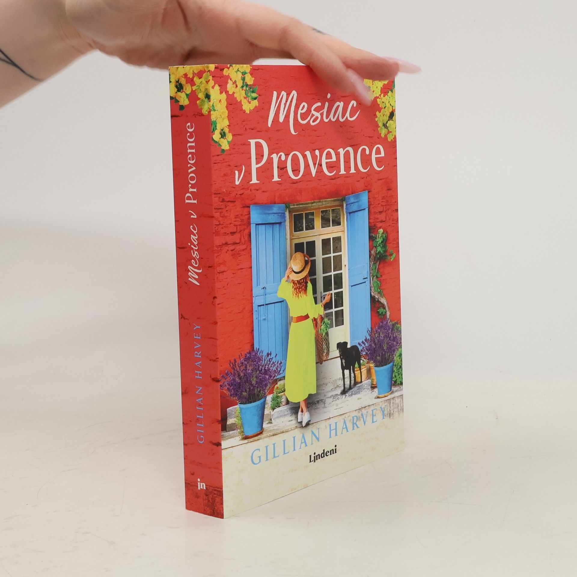 Gillian Harvey Mesiac v Provence