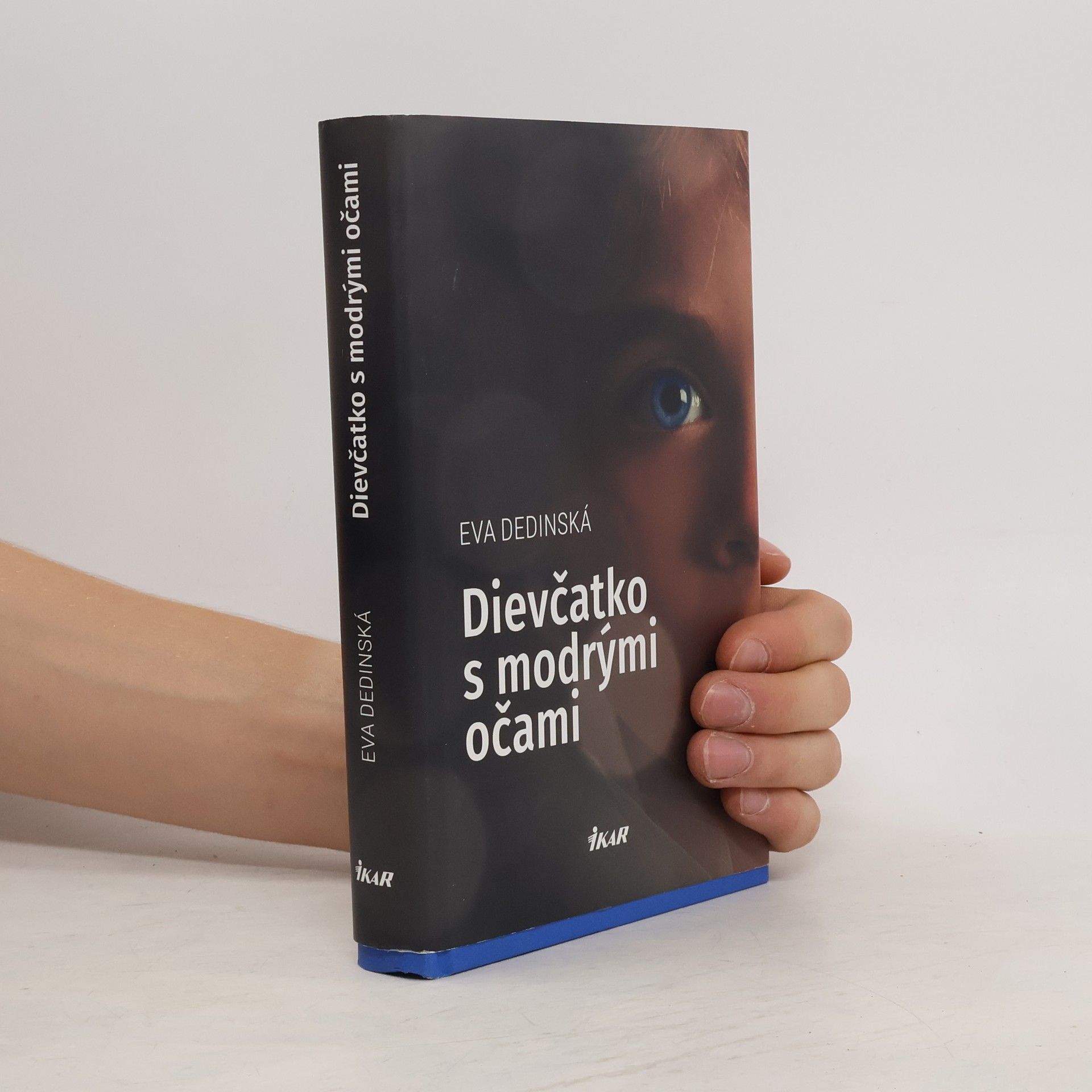 Dedinská Eva Dievčatko s modrými očami