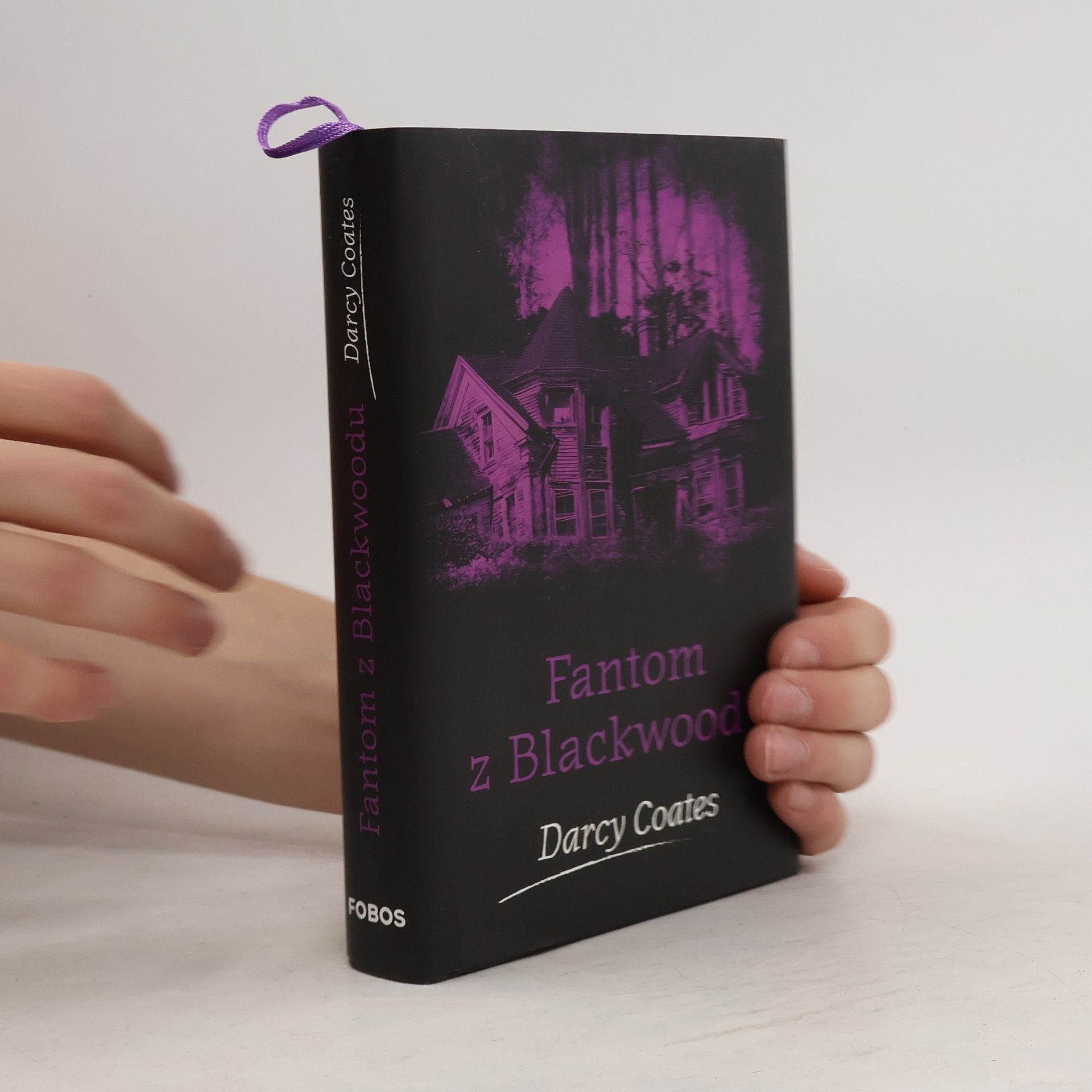 Darcy Coates Fantom z Blackwoodu