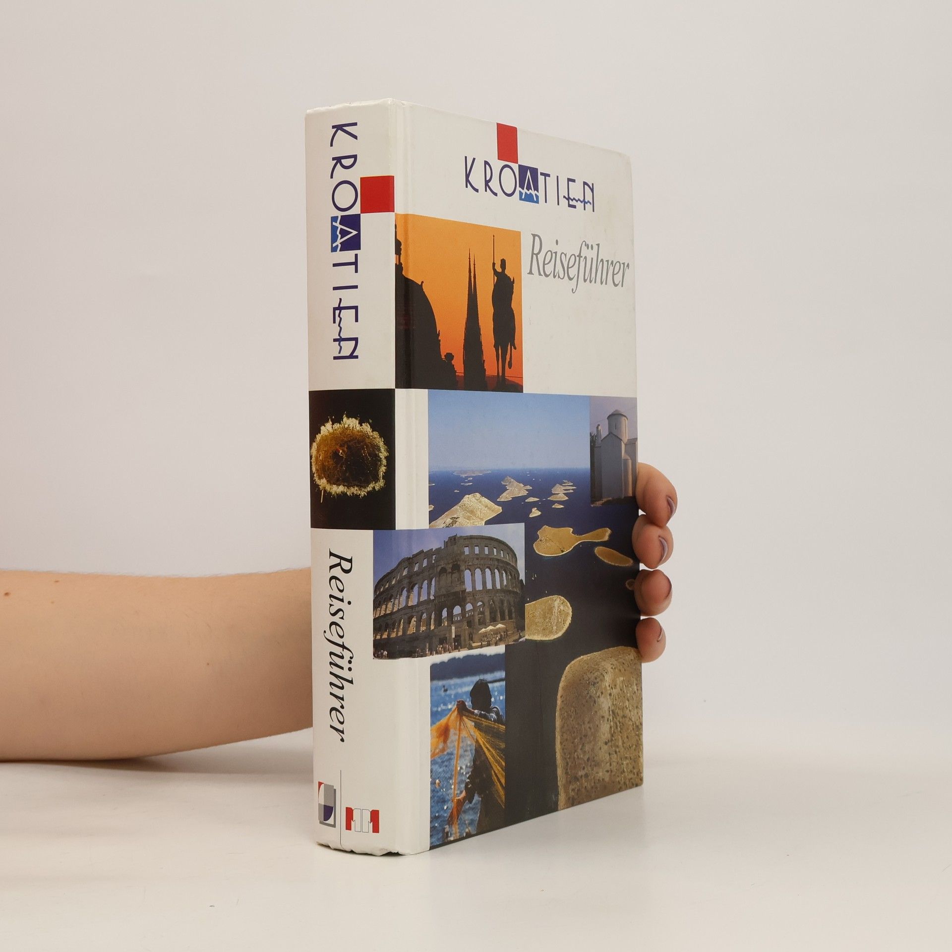 Collectif d'auteurs Kroatien.