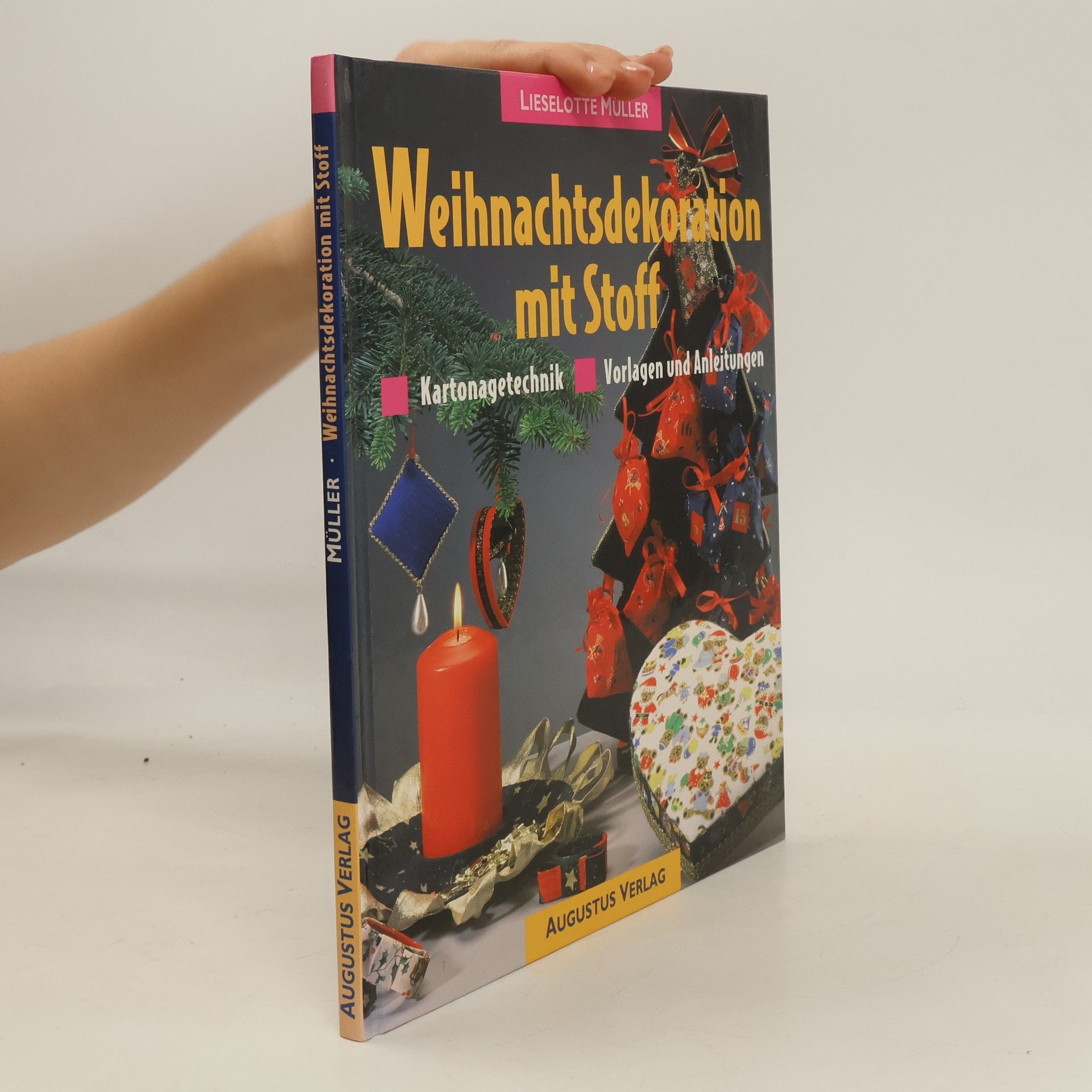 Collective Weihnachtsdekoration mit Stoff