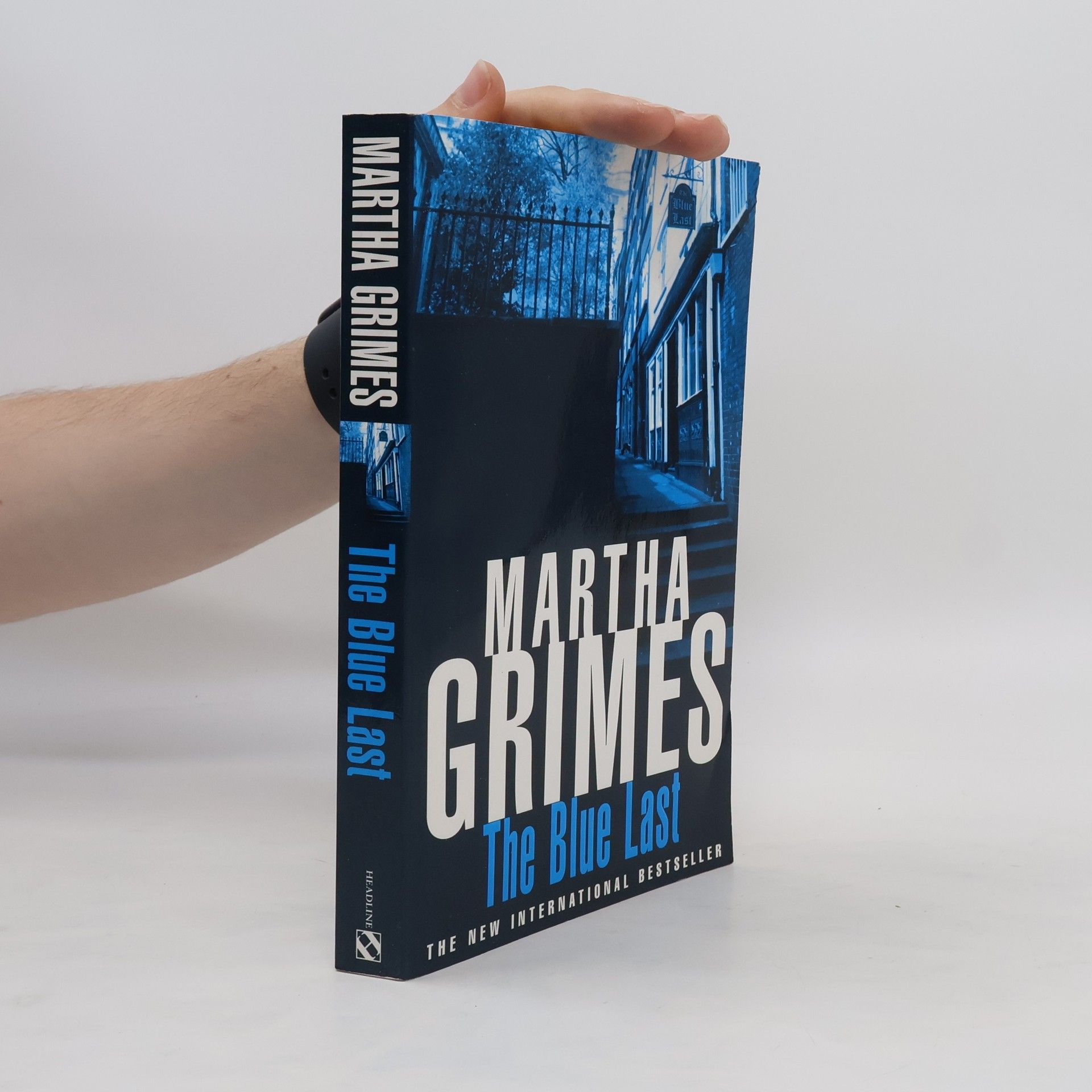 Martha Grimes The Blue Last