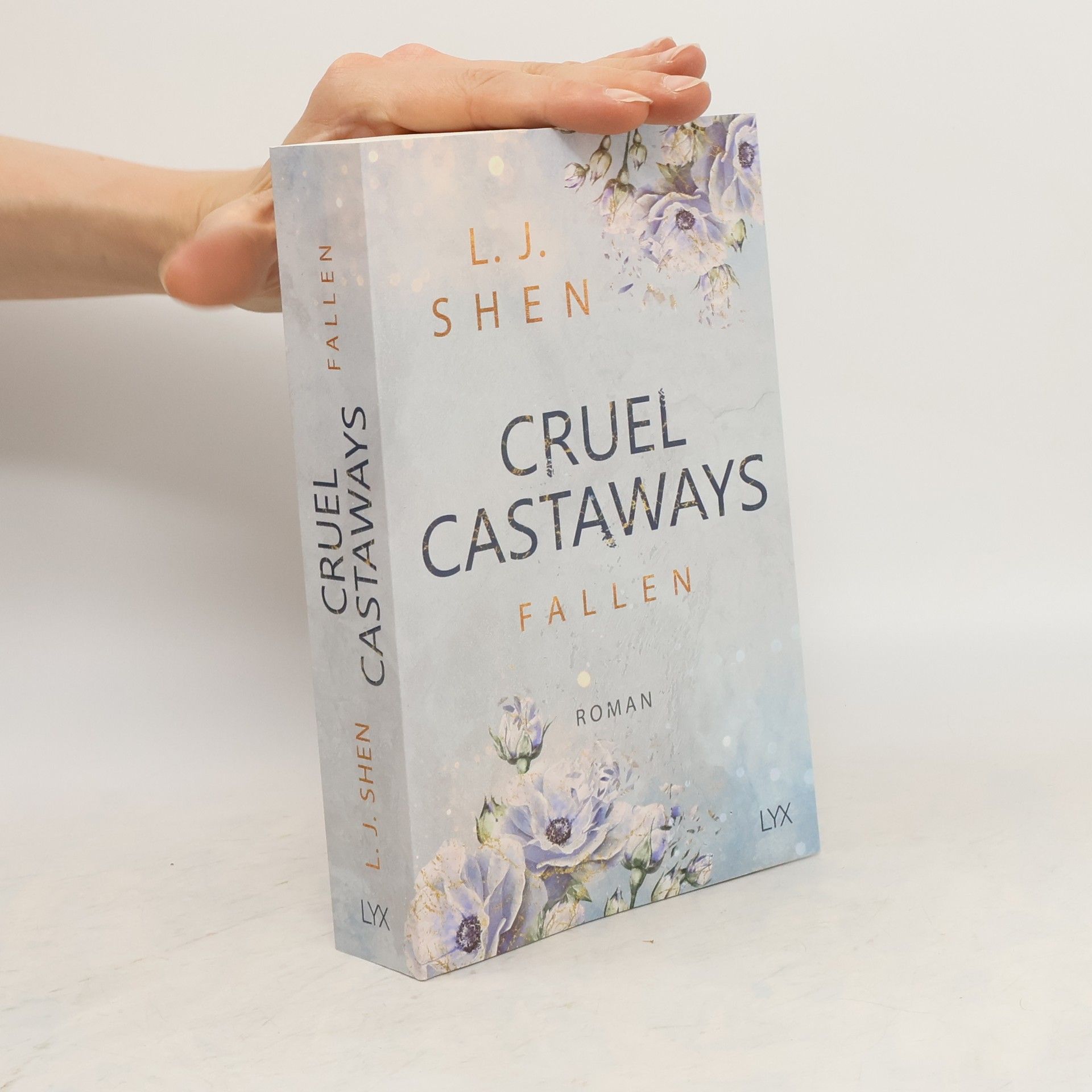 L. J. Shen Cruel Castaways - Fallen
