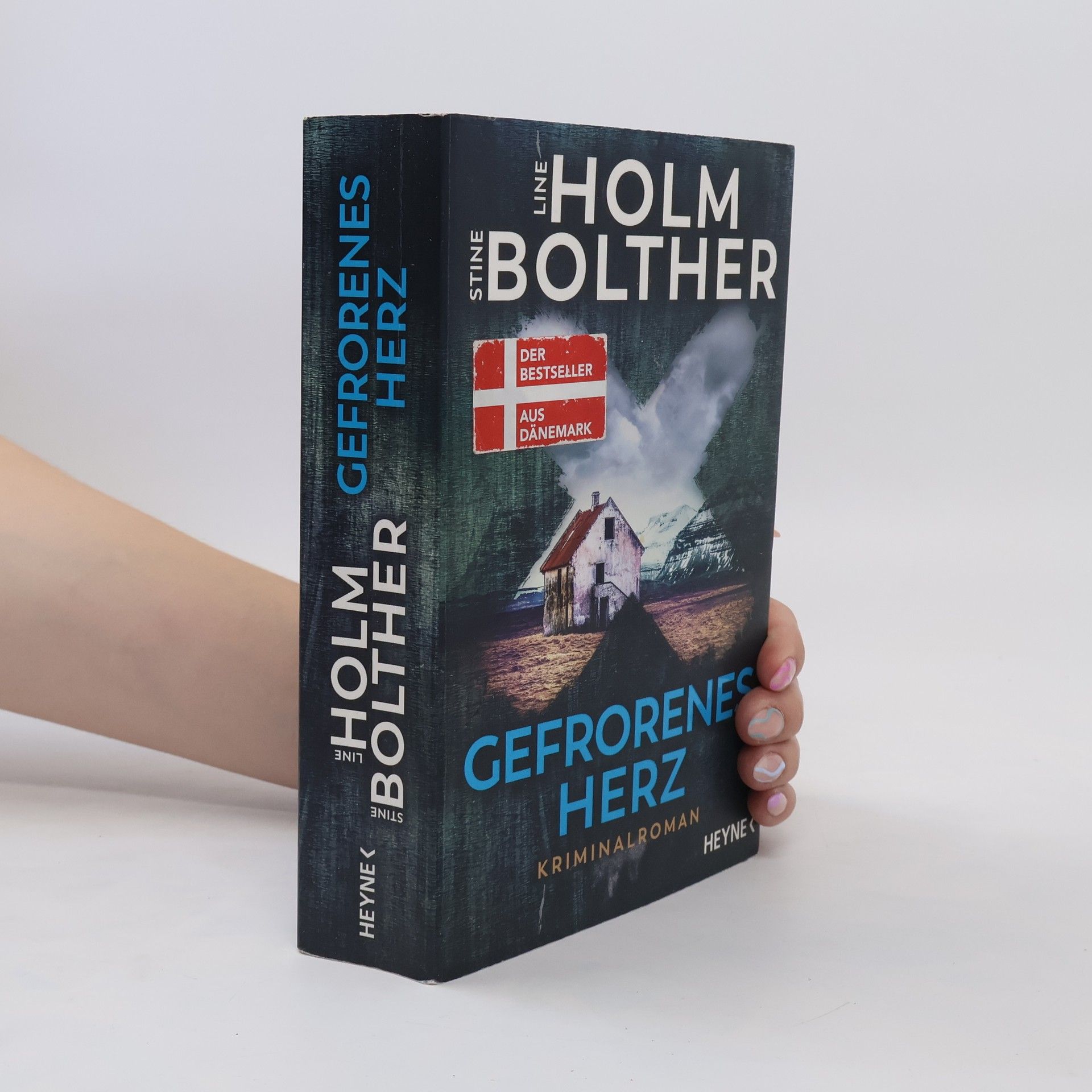 Line Holm Gefrorenes herz