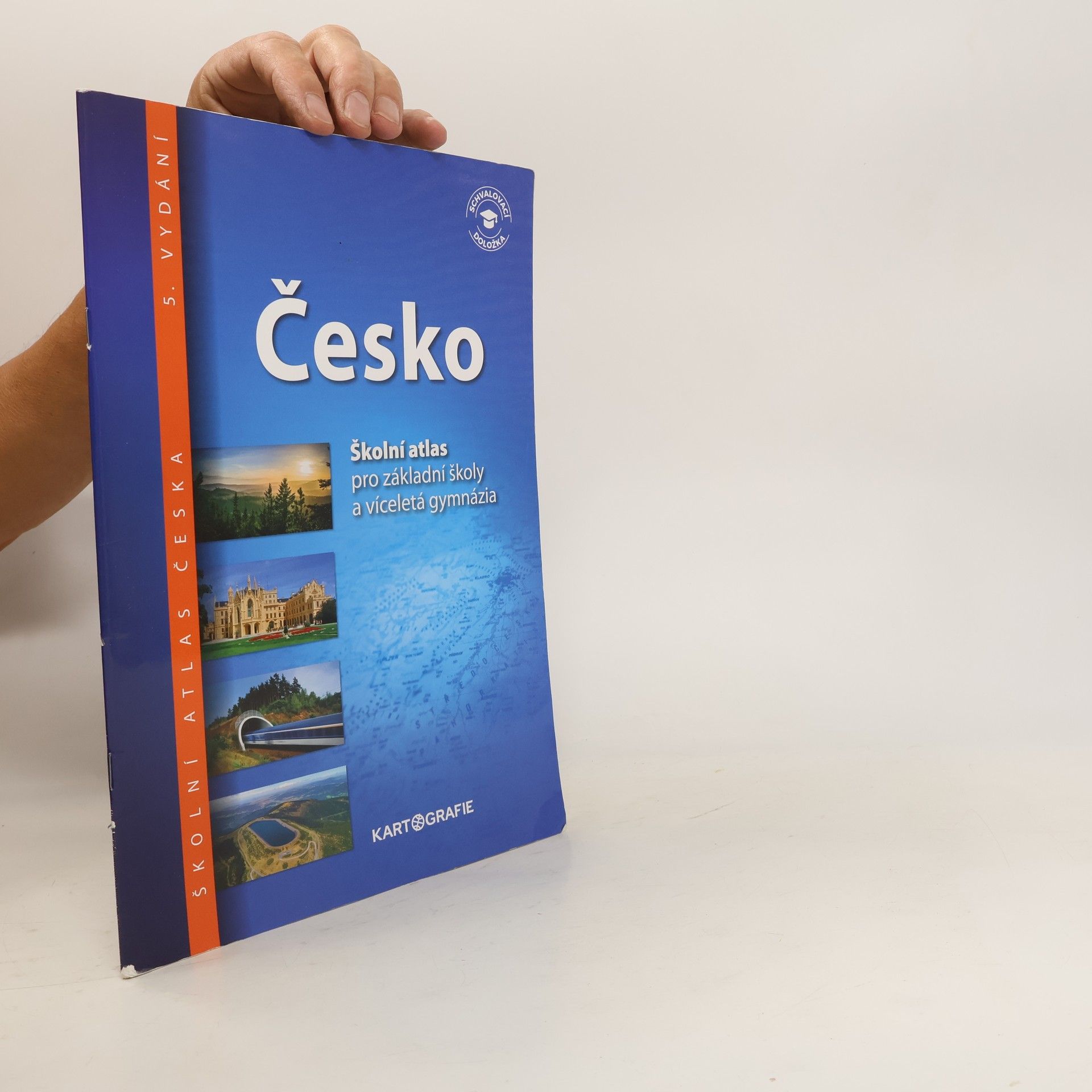 kolektiv Česko: školní atlas pro základní školy a víceletá gymnázia