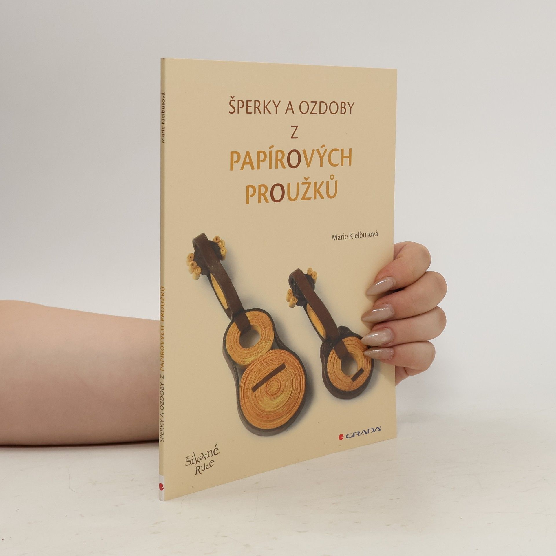 Marie Kielbusová Šperky a ozdoby z papírových proužků
