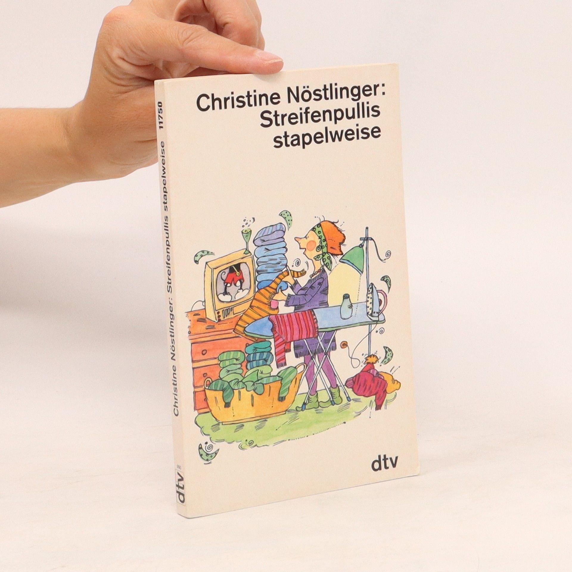 Christine Nöstlinger Streifenpullis stapelweise