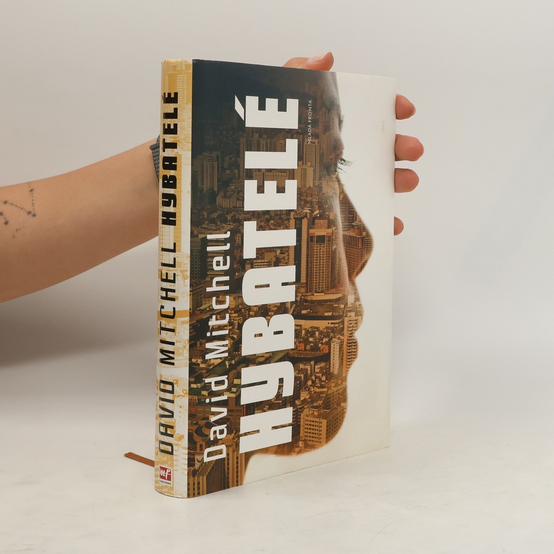 David Mitchell Hybatelé : román o devíti částech