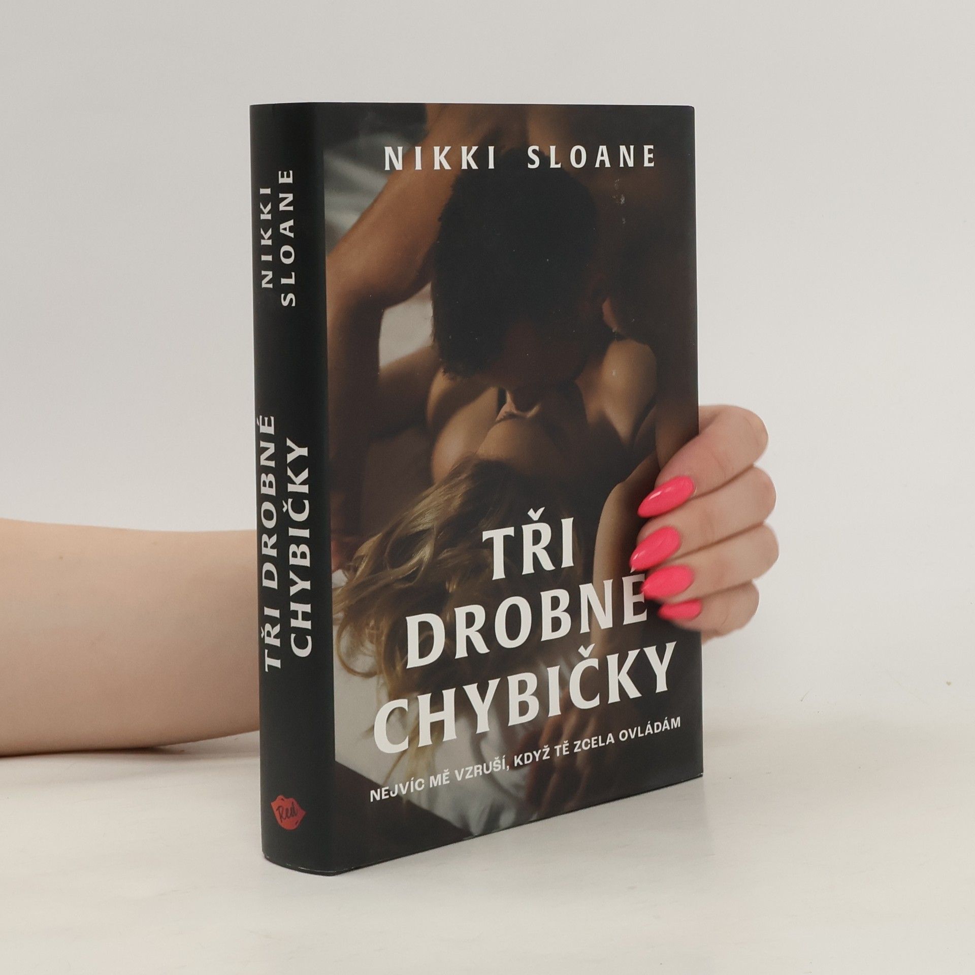 Nikki Sloane Tři drobné chybičky