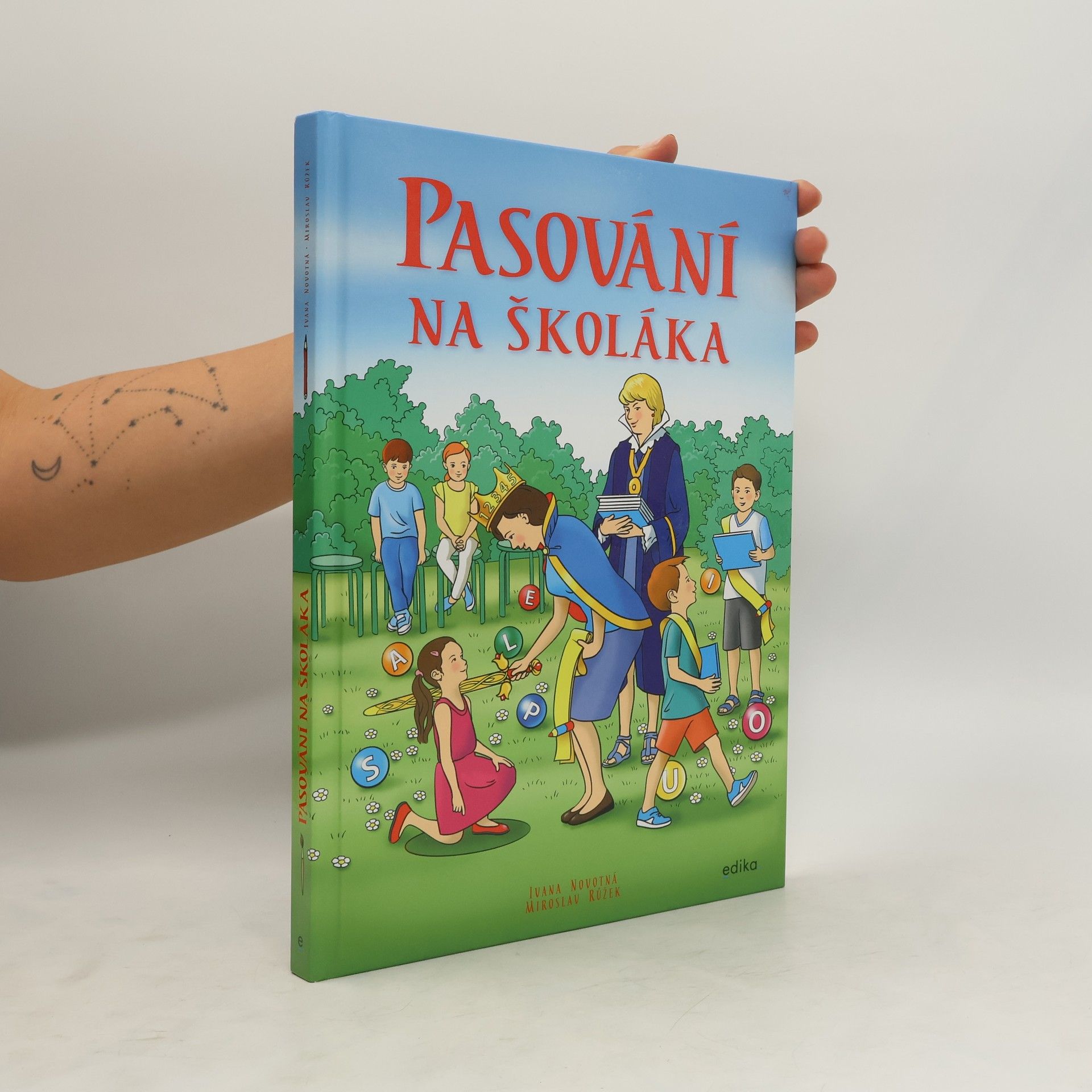 Ivana Novotná Pasování na školáka