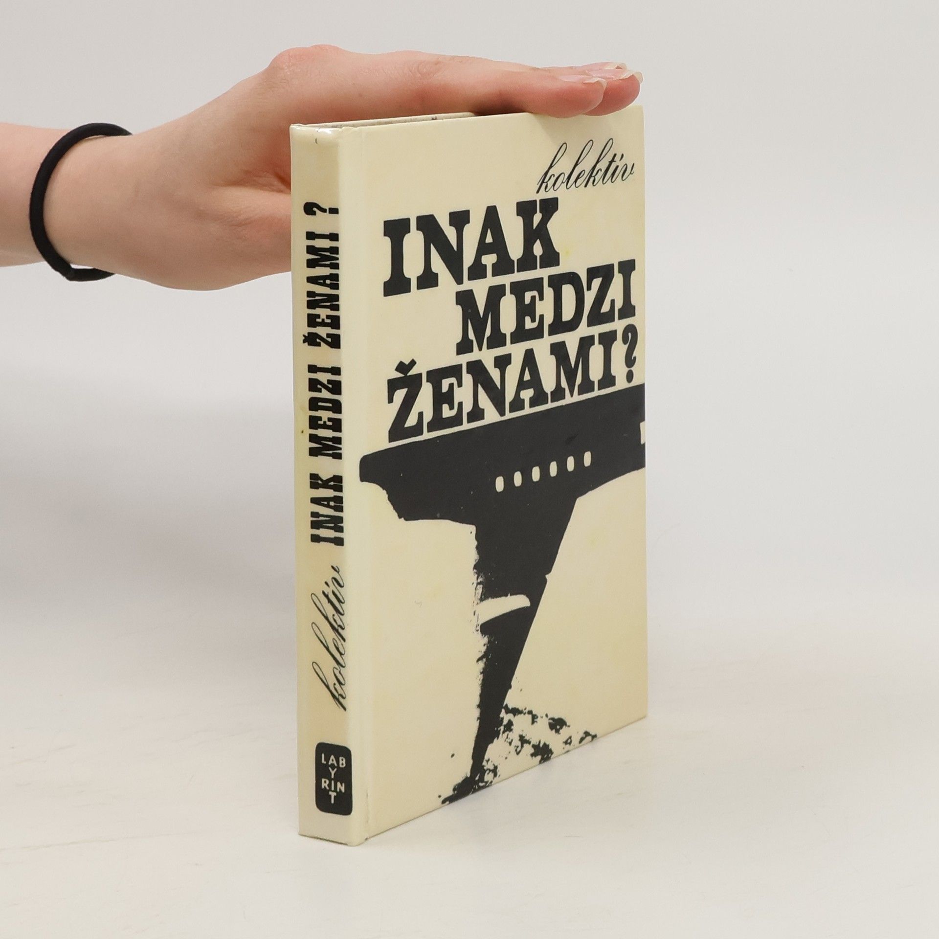 kolektiv Inak medzi ženami?