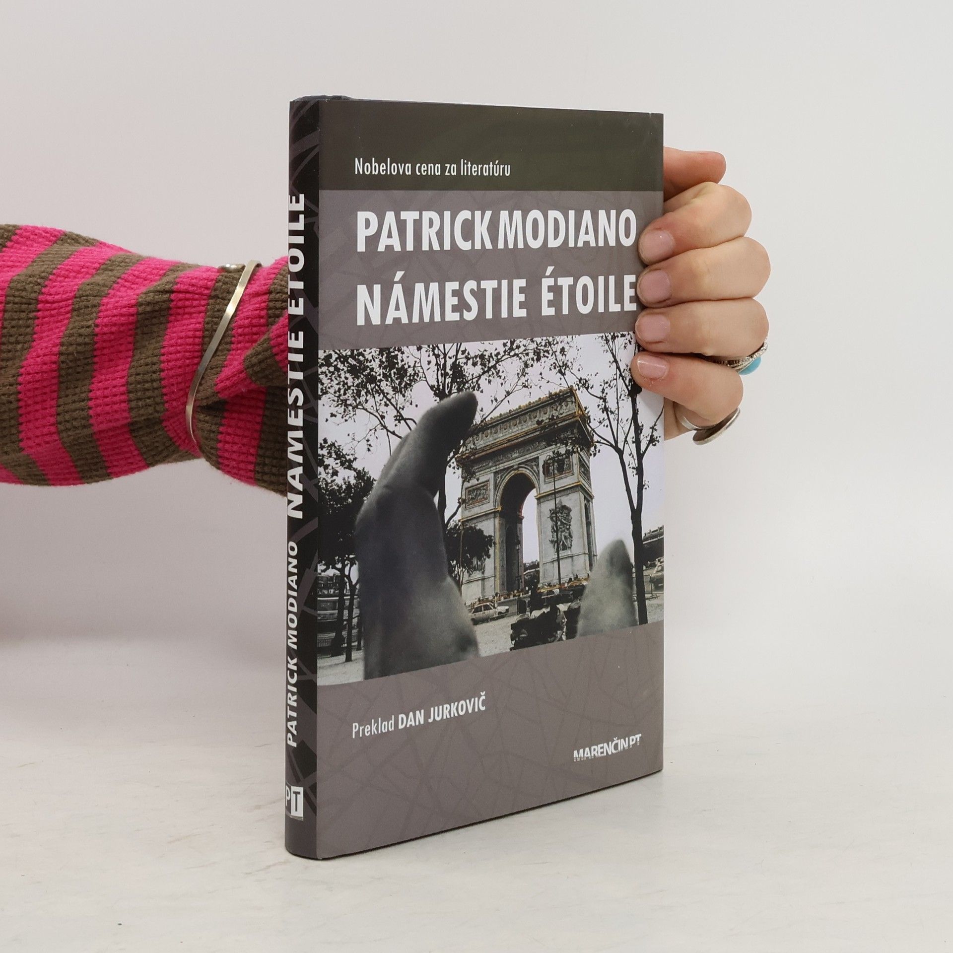 Patrick Modiano Námestie Étoile