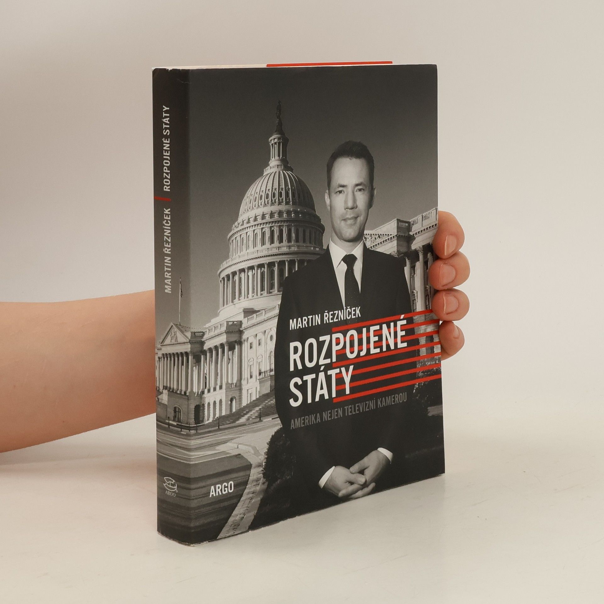 Martin Řezníček Rozpojené státy: Amerika nejen televizní kamerou