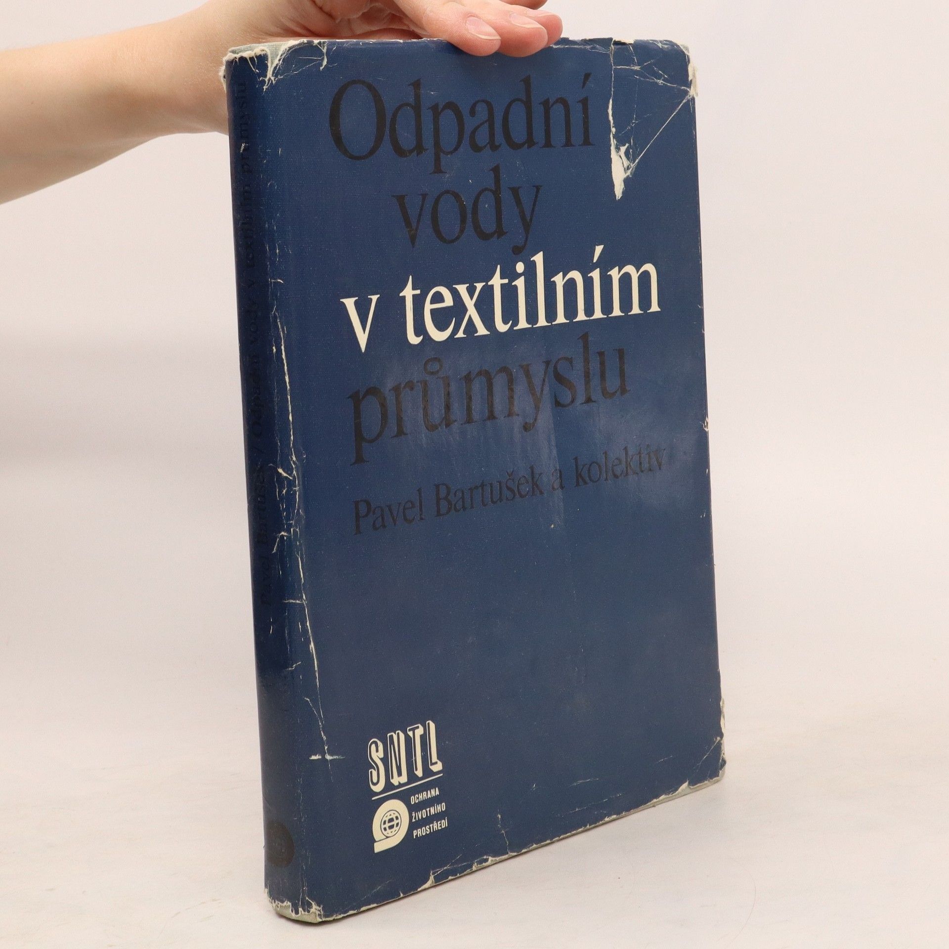 Pavel Bartušek Odpadní vody v textilním průmyslu