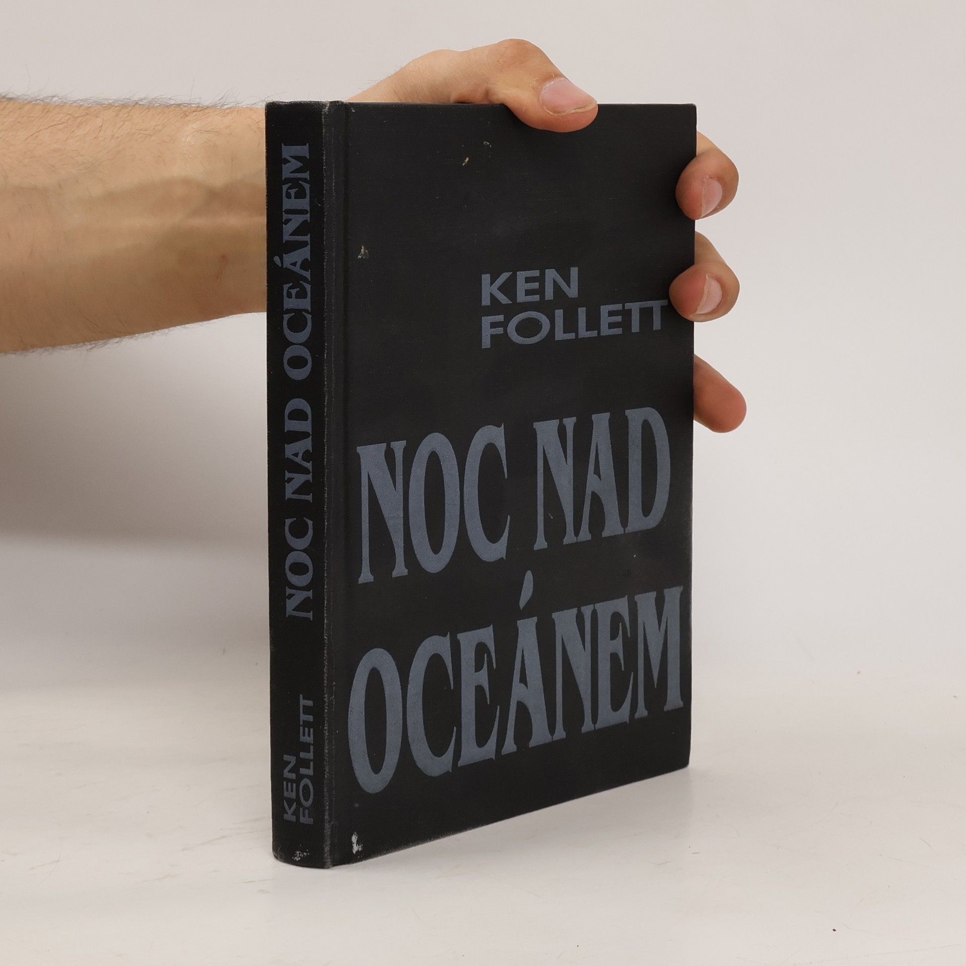 Ken Follett Noc nad oceánem