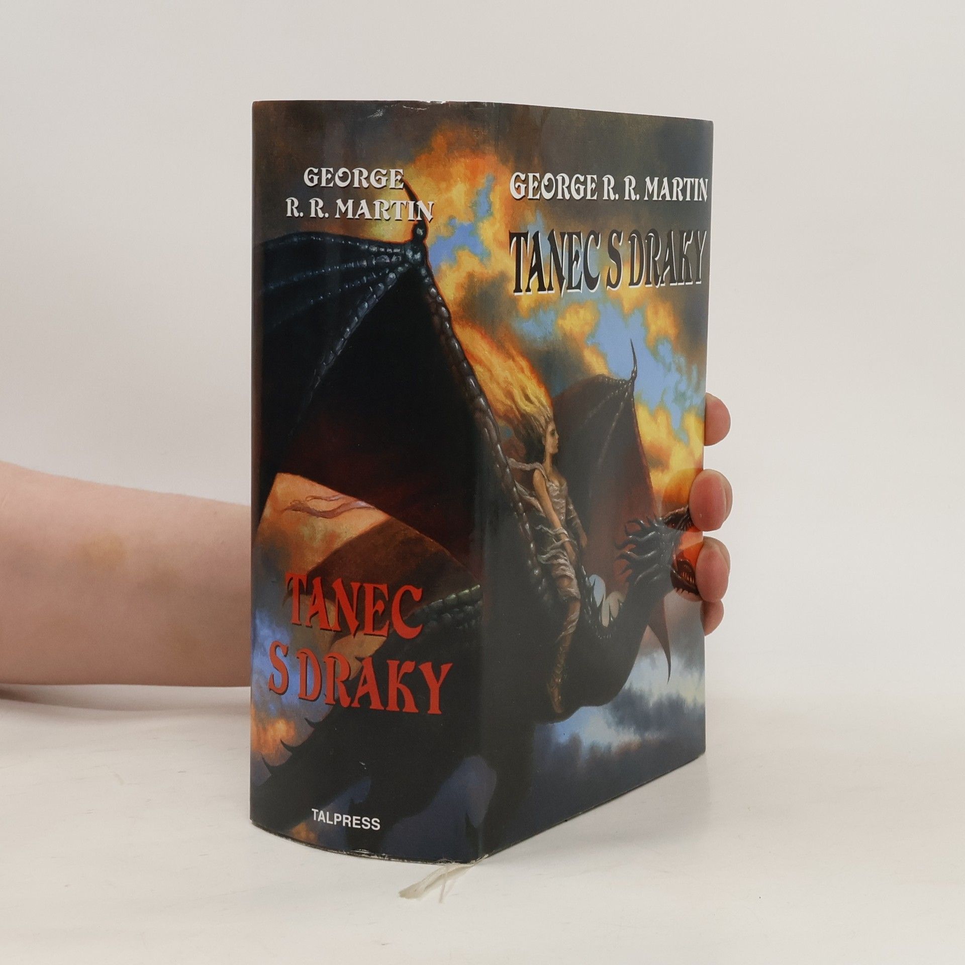 George R. R. Martin Píseň ledu a ohně. Kniha pátá, Tanec s draky
