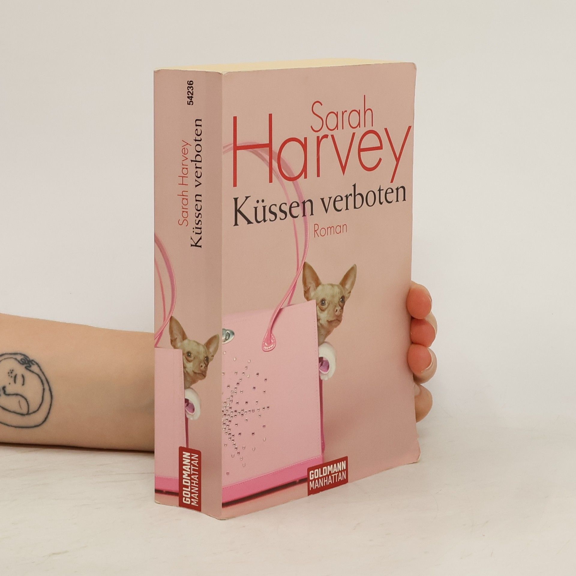 Sarah Harvey Küssen verboten