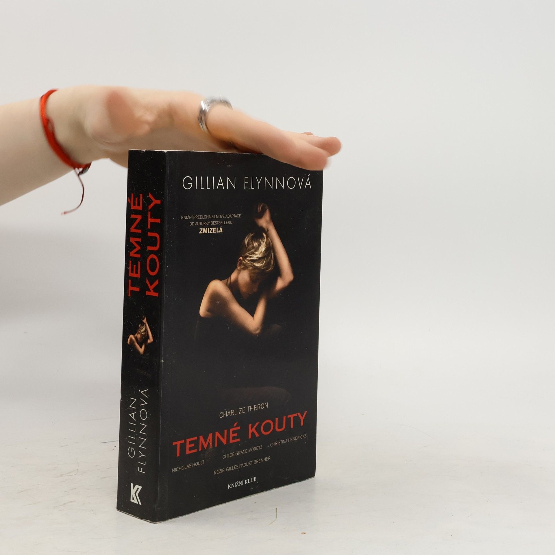 Gillian Flynn Temné kouty