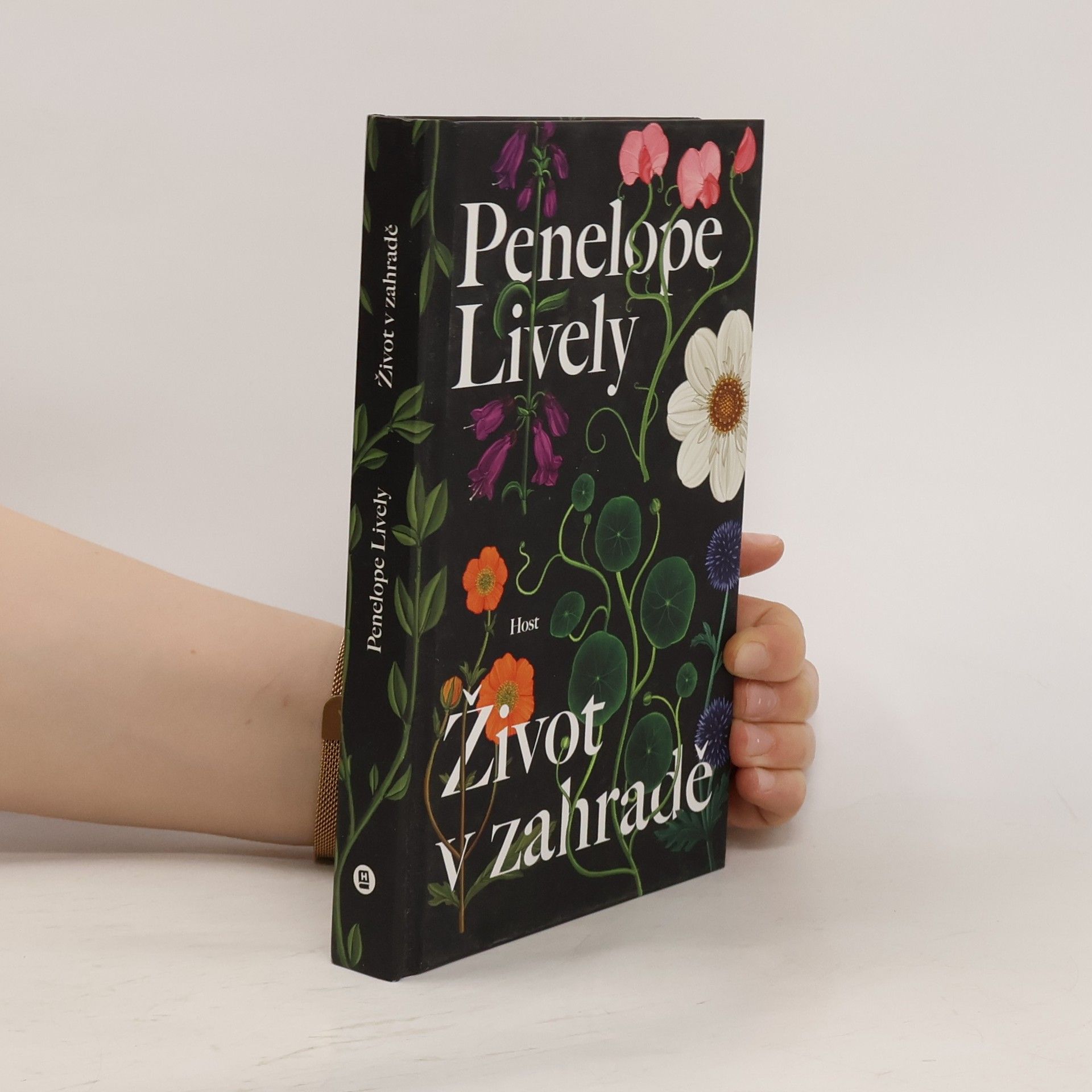 Penelope Lively Život v zahradě