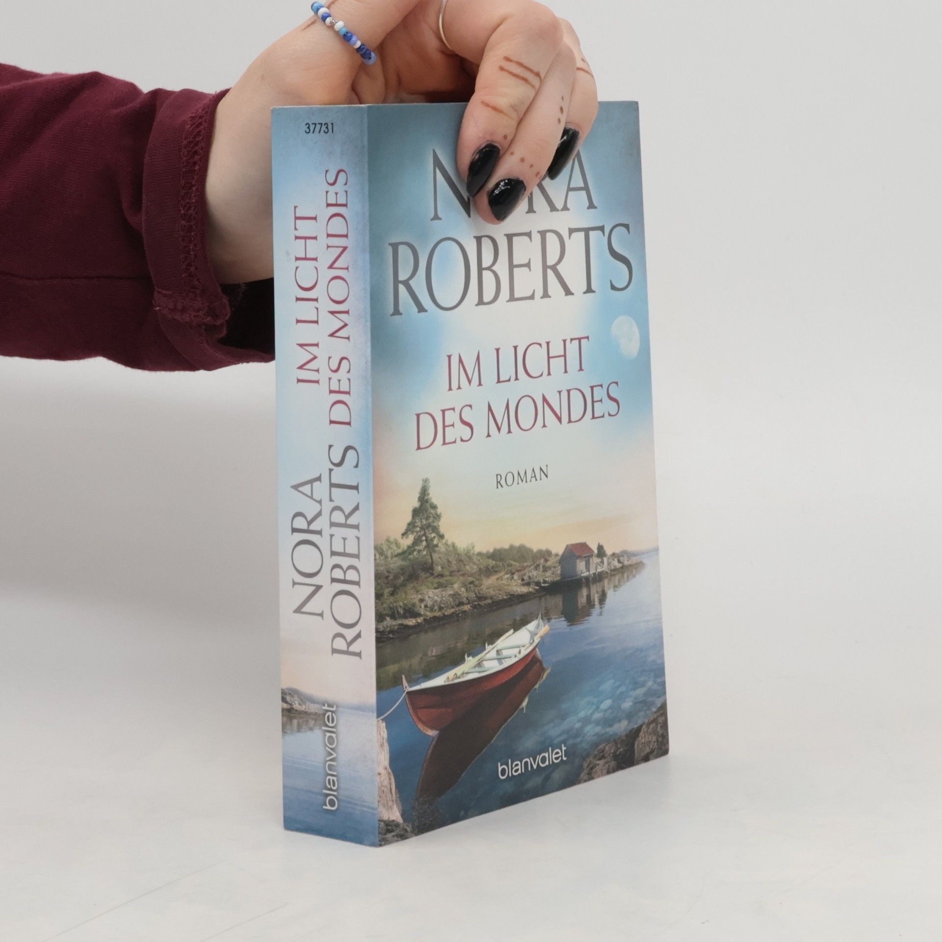 Nora Roberts Im Licht des Mondes