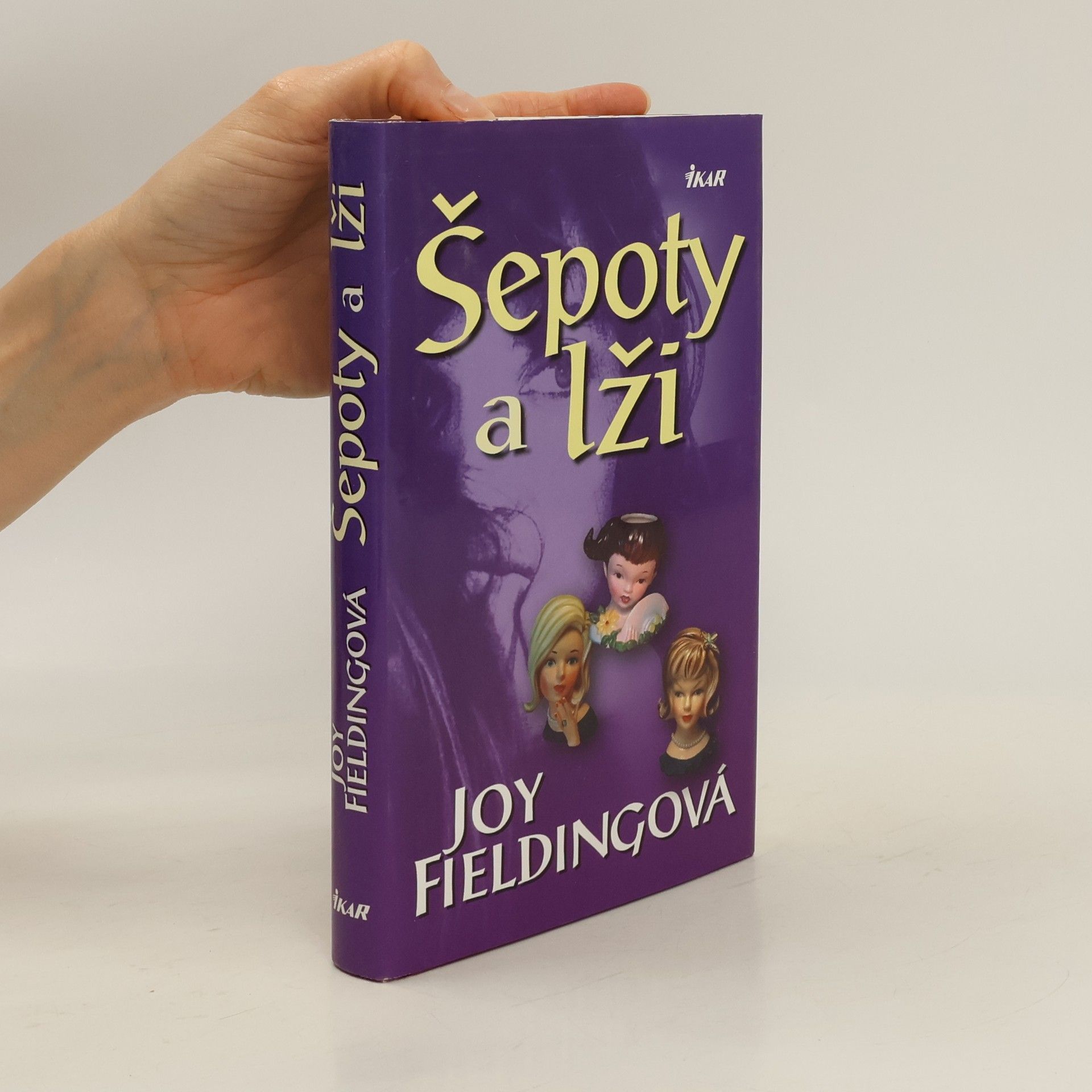 Joy Fielding Šepoty a lži