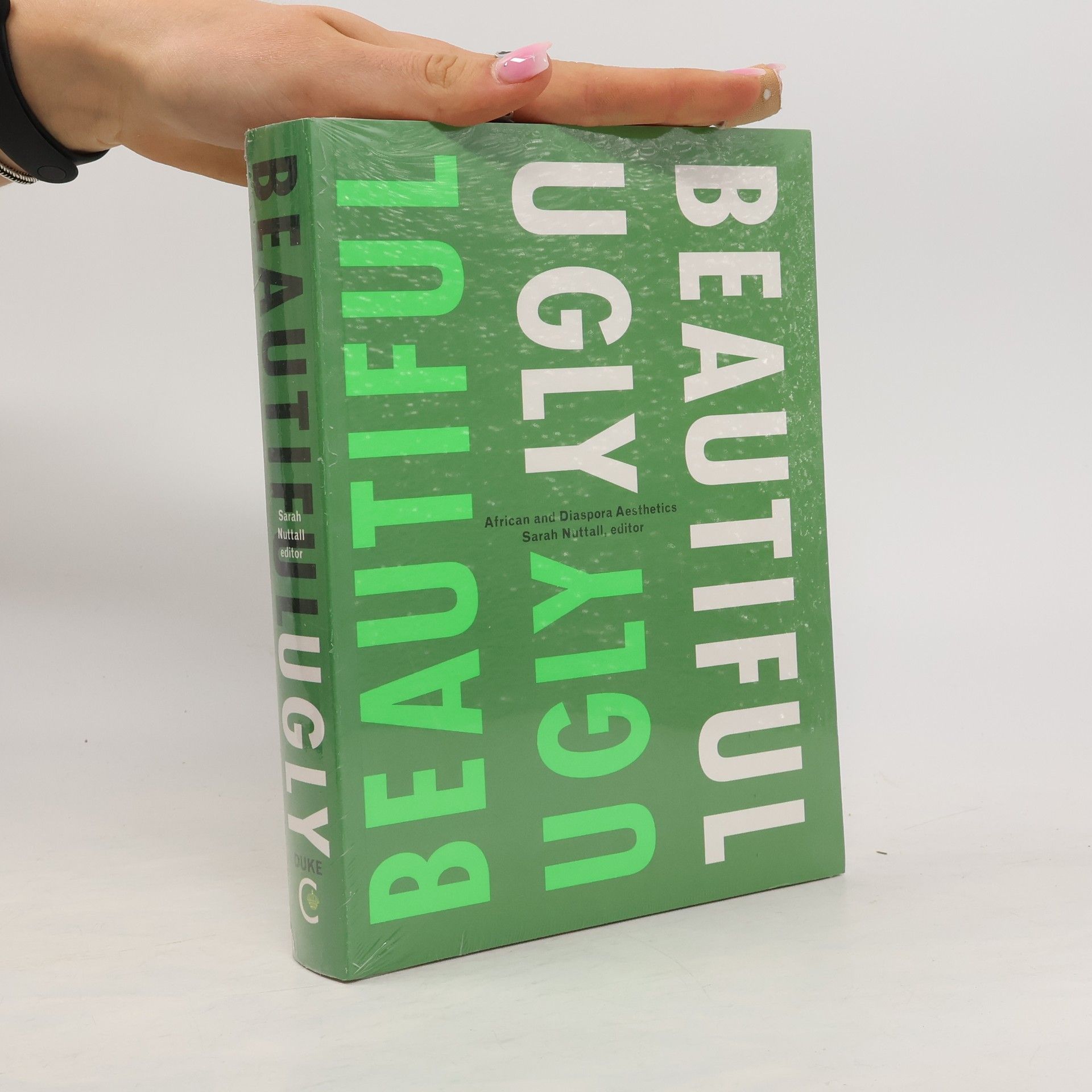 Various authors Beautiful/Ugly