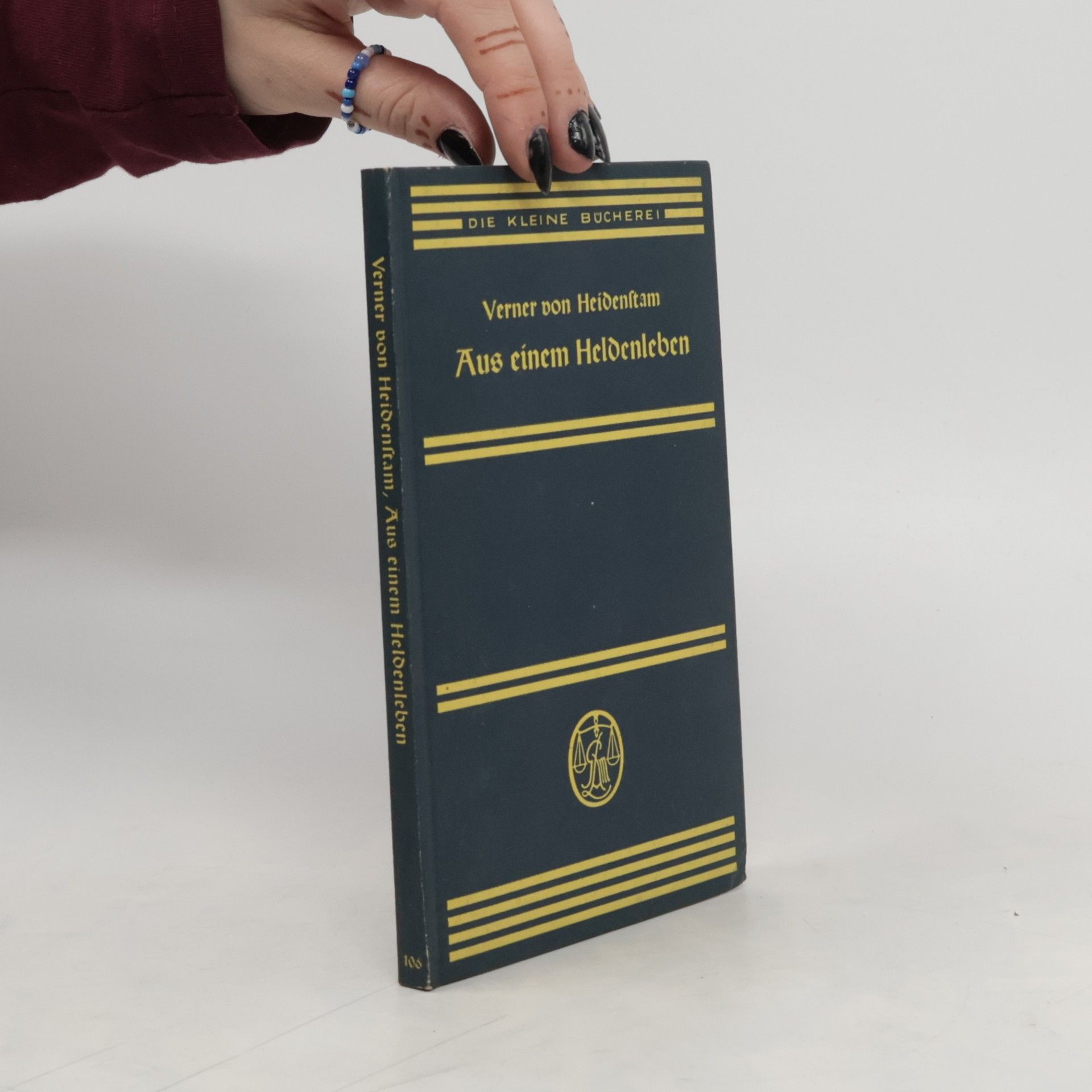 Verner von Heidenstam Aus einem Heldenleben. Zwei Geschichten um Karl den Zwölften
