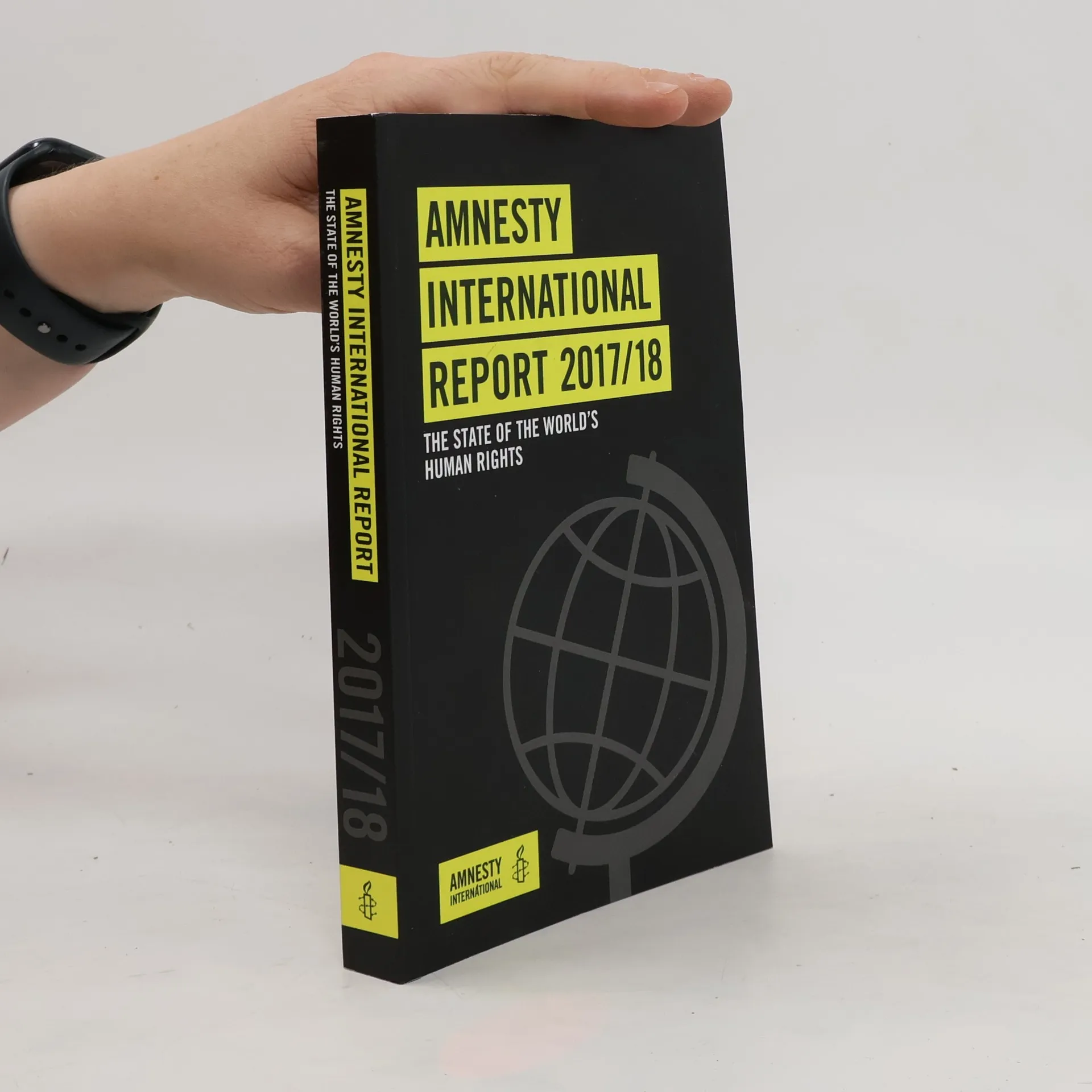 Amnesty International Report 2017/2018 | Book | Paperback | Amnesty International | EN