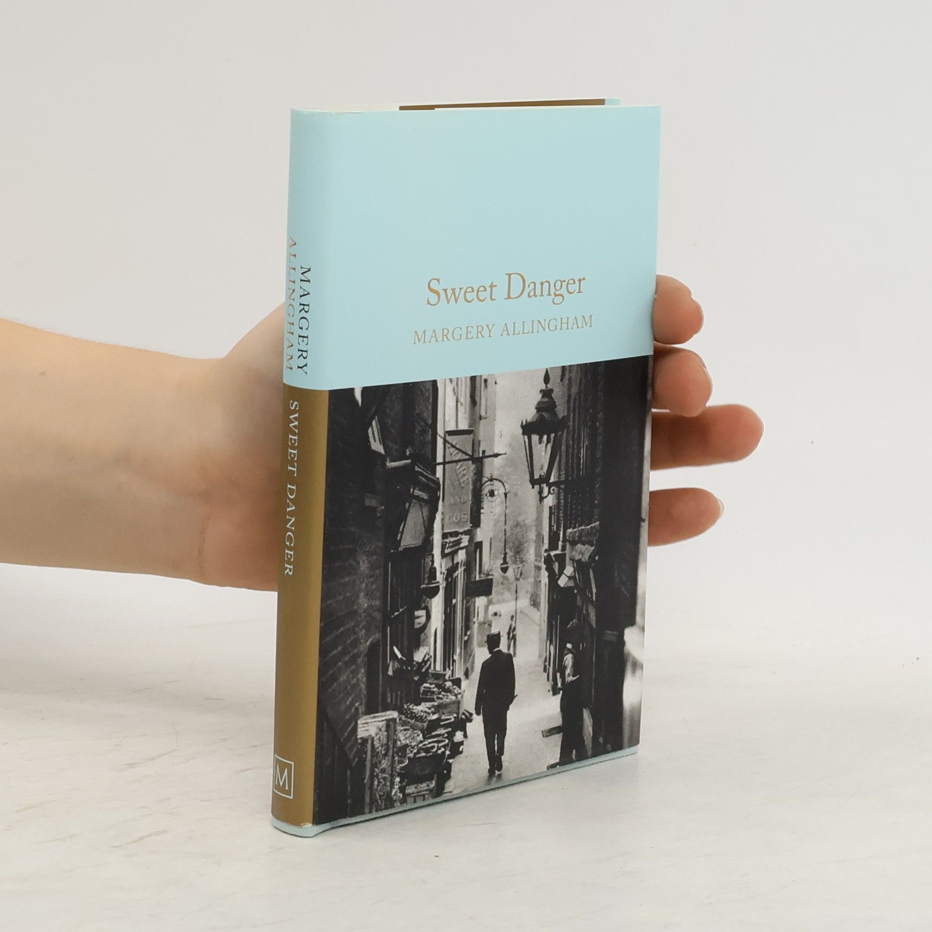 Margery Allingham Sweet Danger