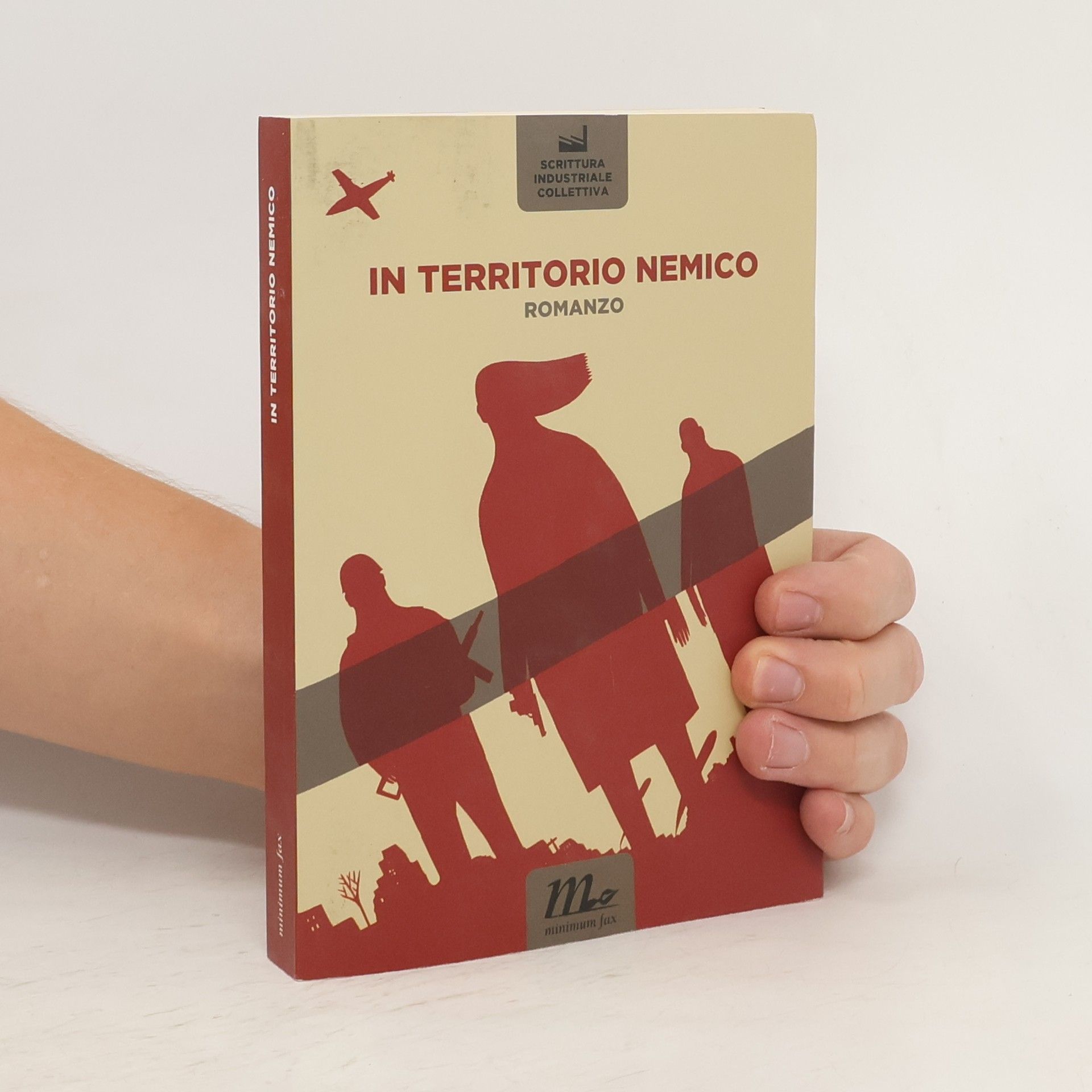 AA.VV. In territorio nemico