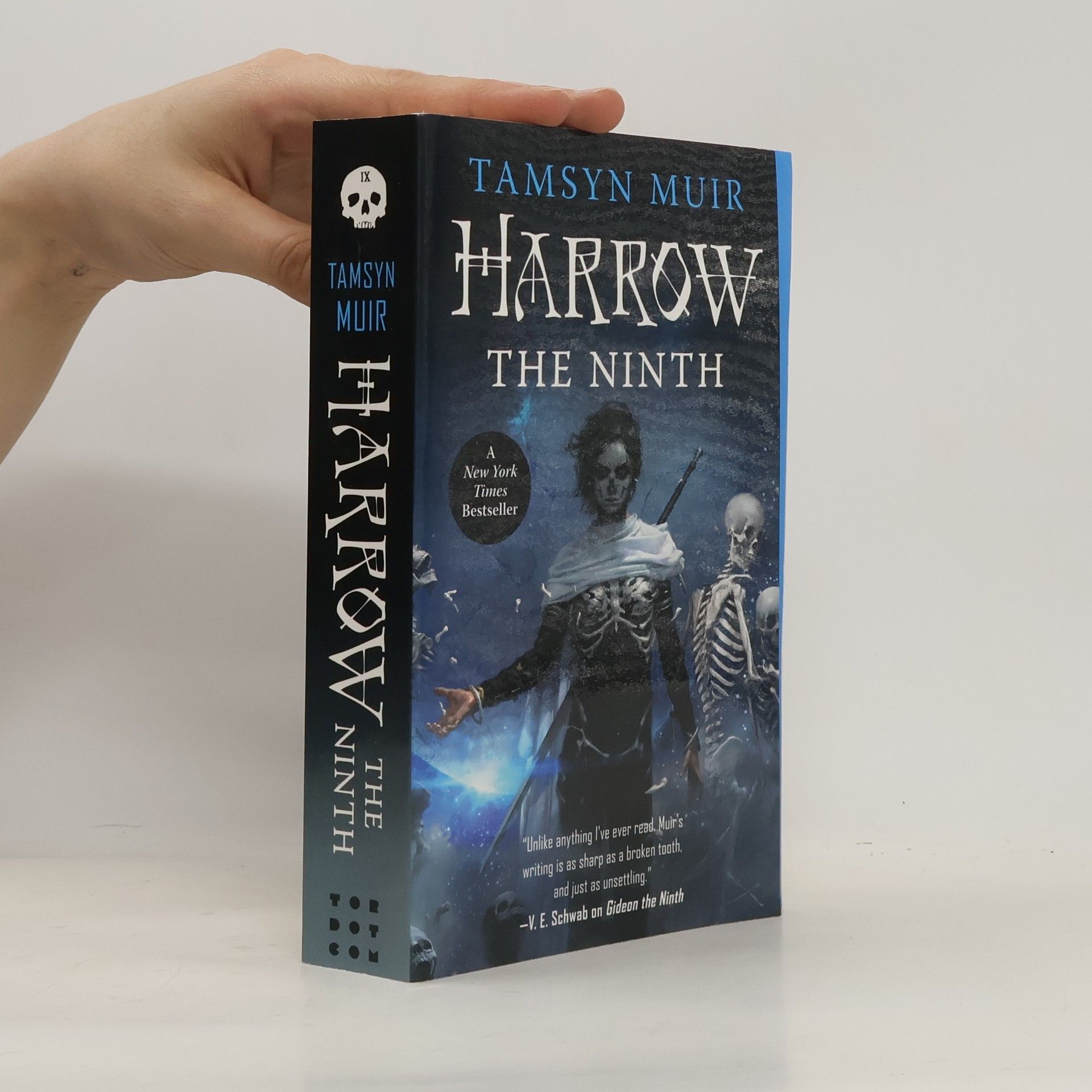 Tamsyn Muir Harrow The Ninth