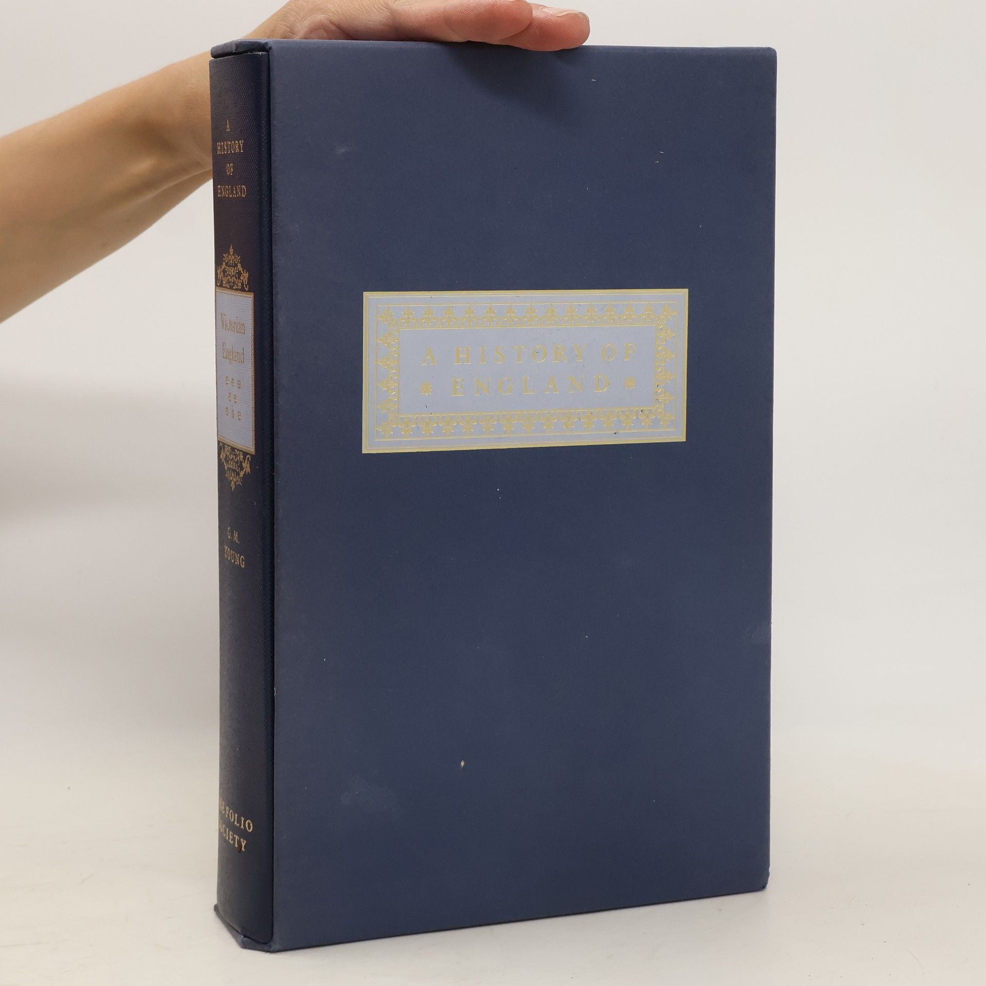 G. M. Young A History of England. Victorian England