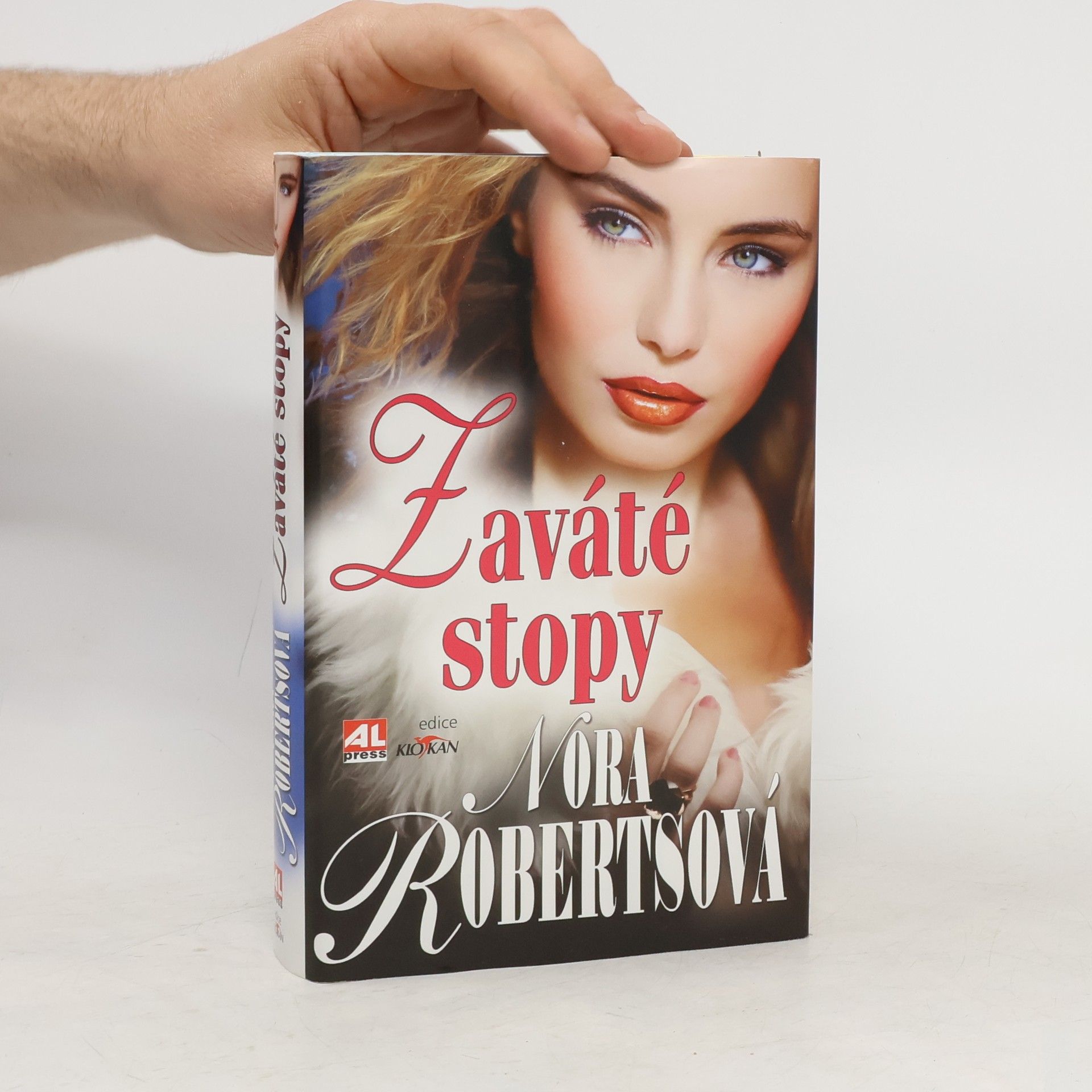 Nora Roberts Zaváté stopy