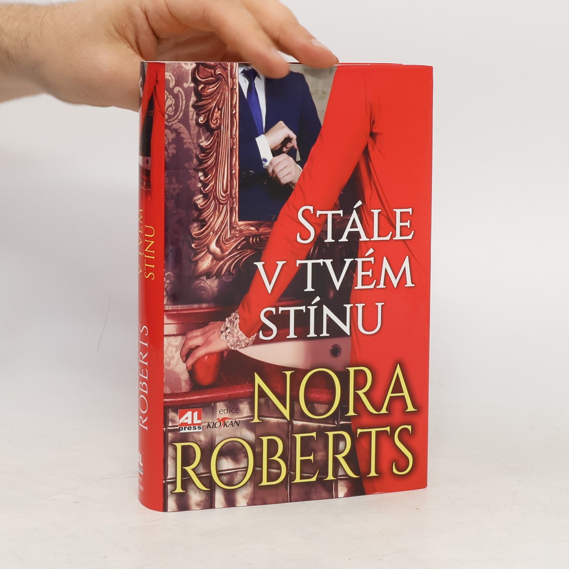 Nora Roberts Stále v tvém stínu