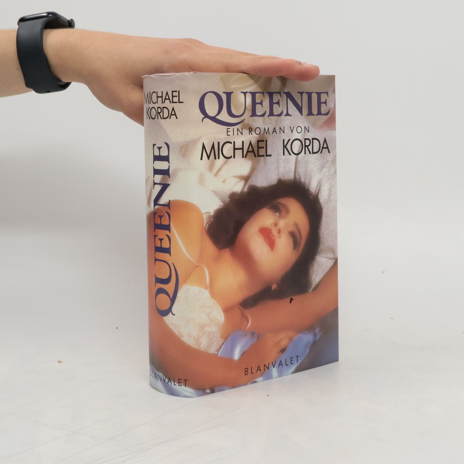 Michael Korda Queenie