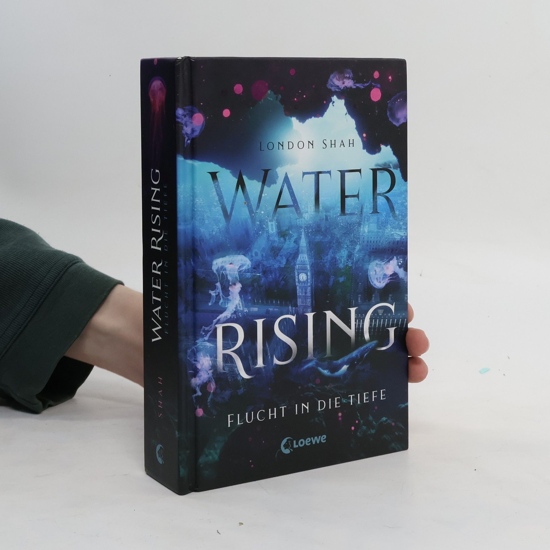 London Shah Water Rising - Flucht in die Tiefe