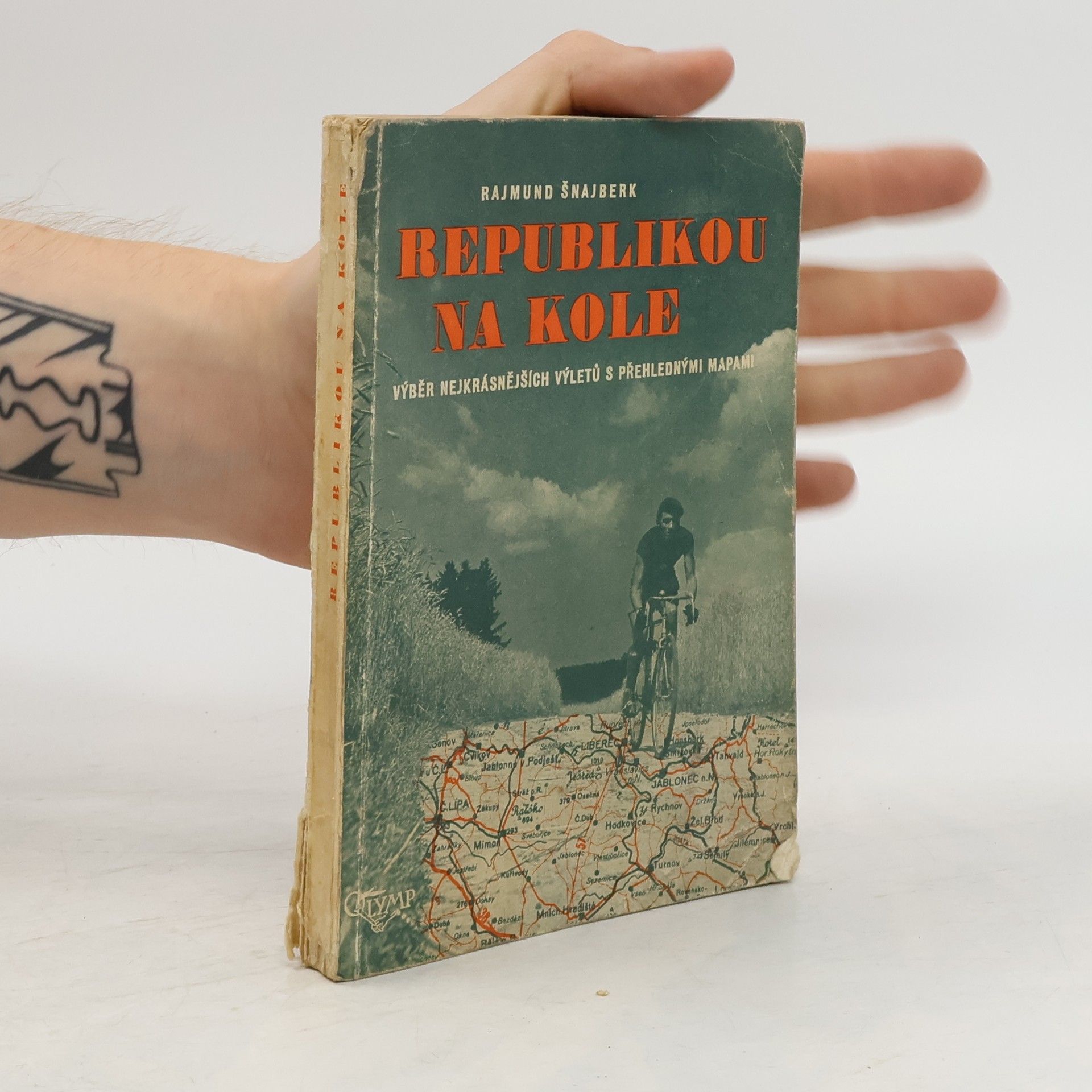 Rajmund Šnajperk Republikou na kole