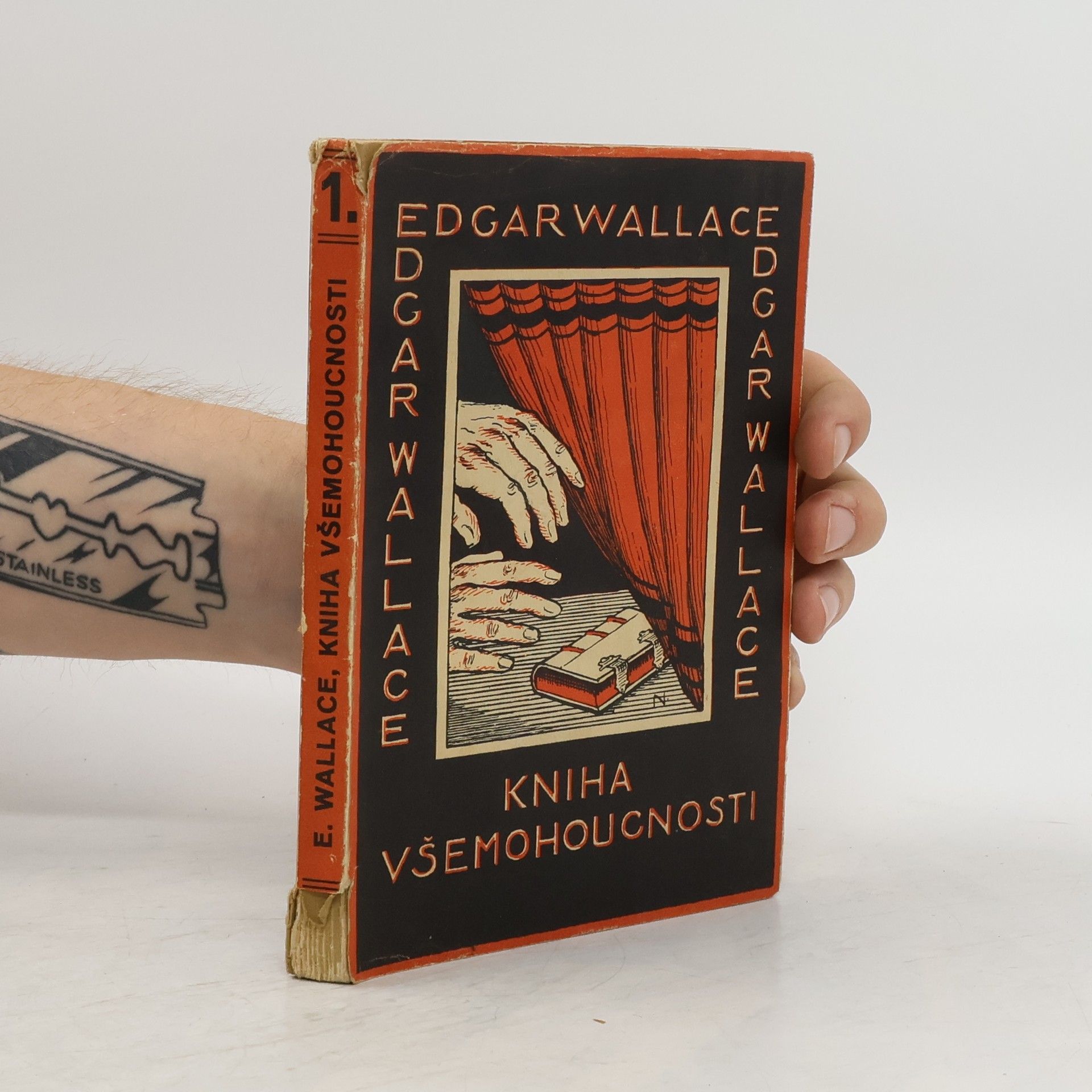 Edgar Wallace Kniha Všemohoucnosti
