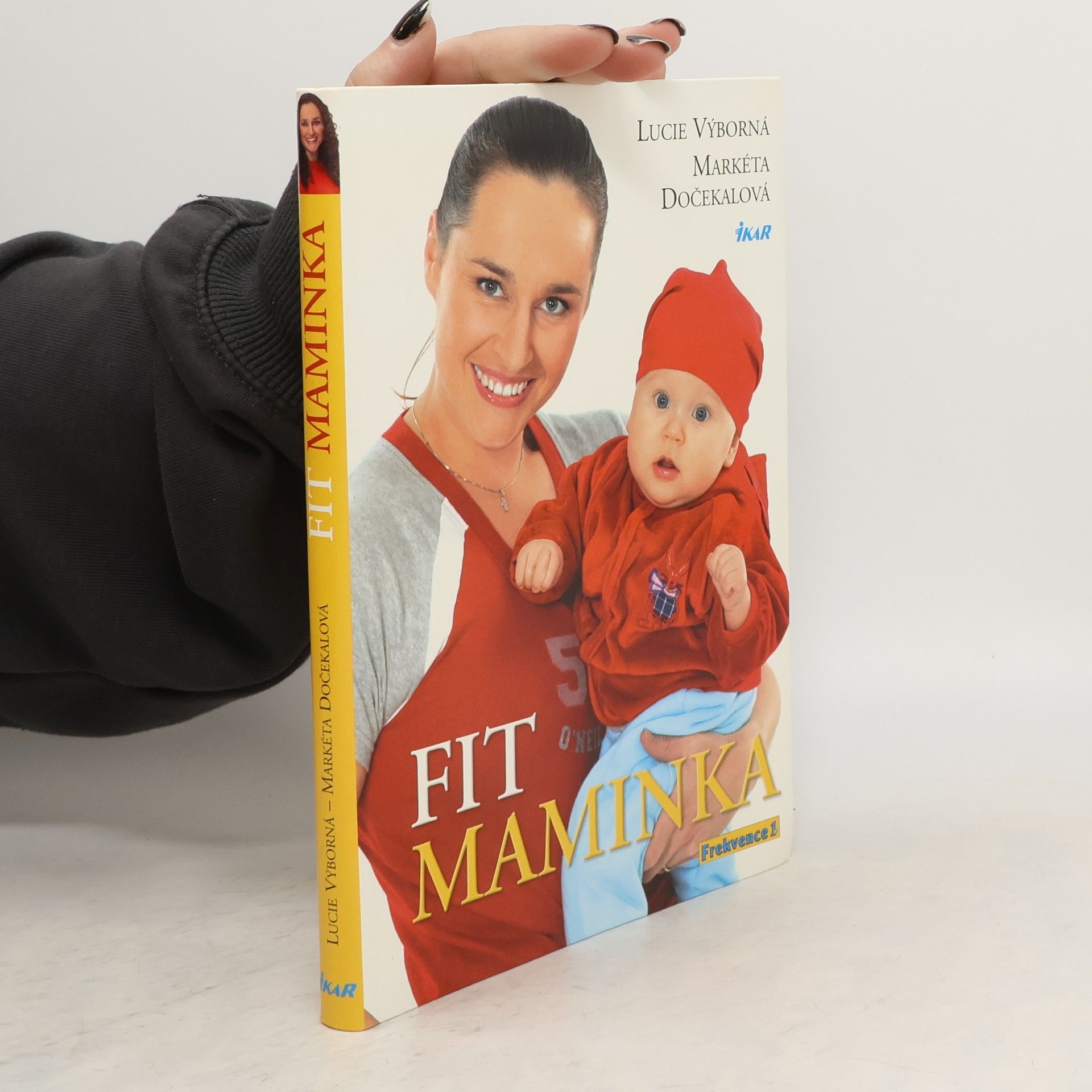 Lucie Výborná Fit maminka: Rok ve skvělé formě