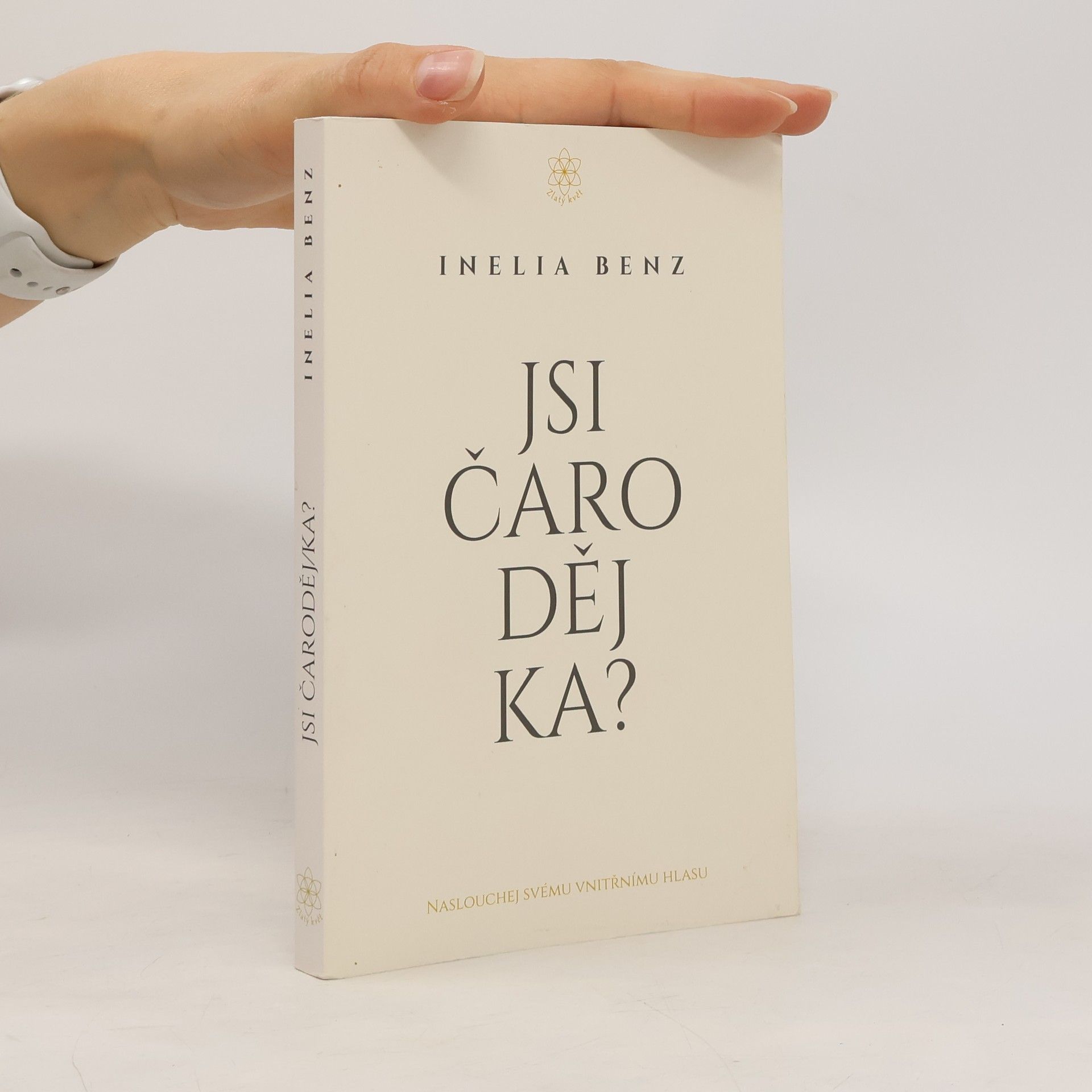 Inelia Benz Jsi Čarodějka?