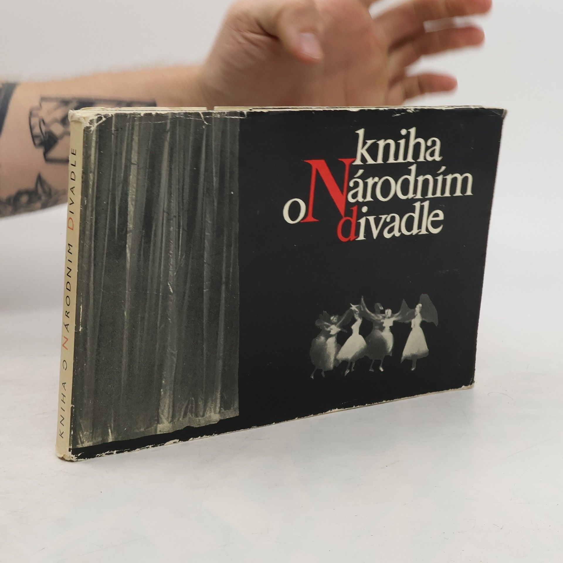 kolektiv Kniha o Národním divadle 1883-1963