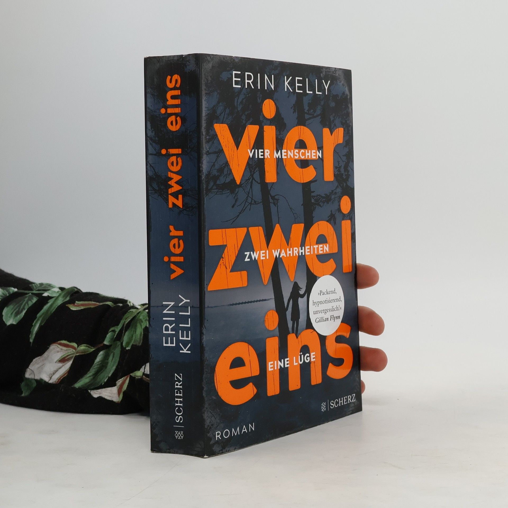 Erin Kelly Vier. zwei. eins.