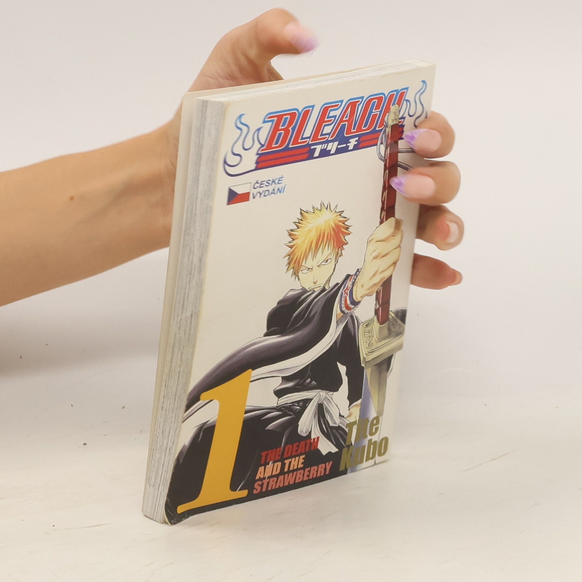 Tite Kubo Bleach. 1, The Death and the Strawberry